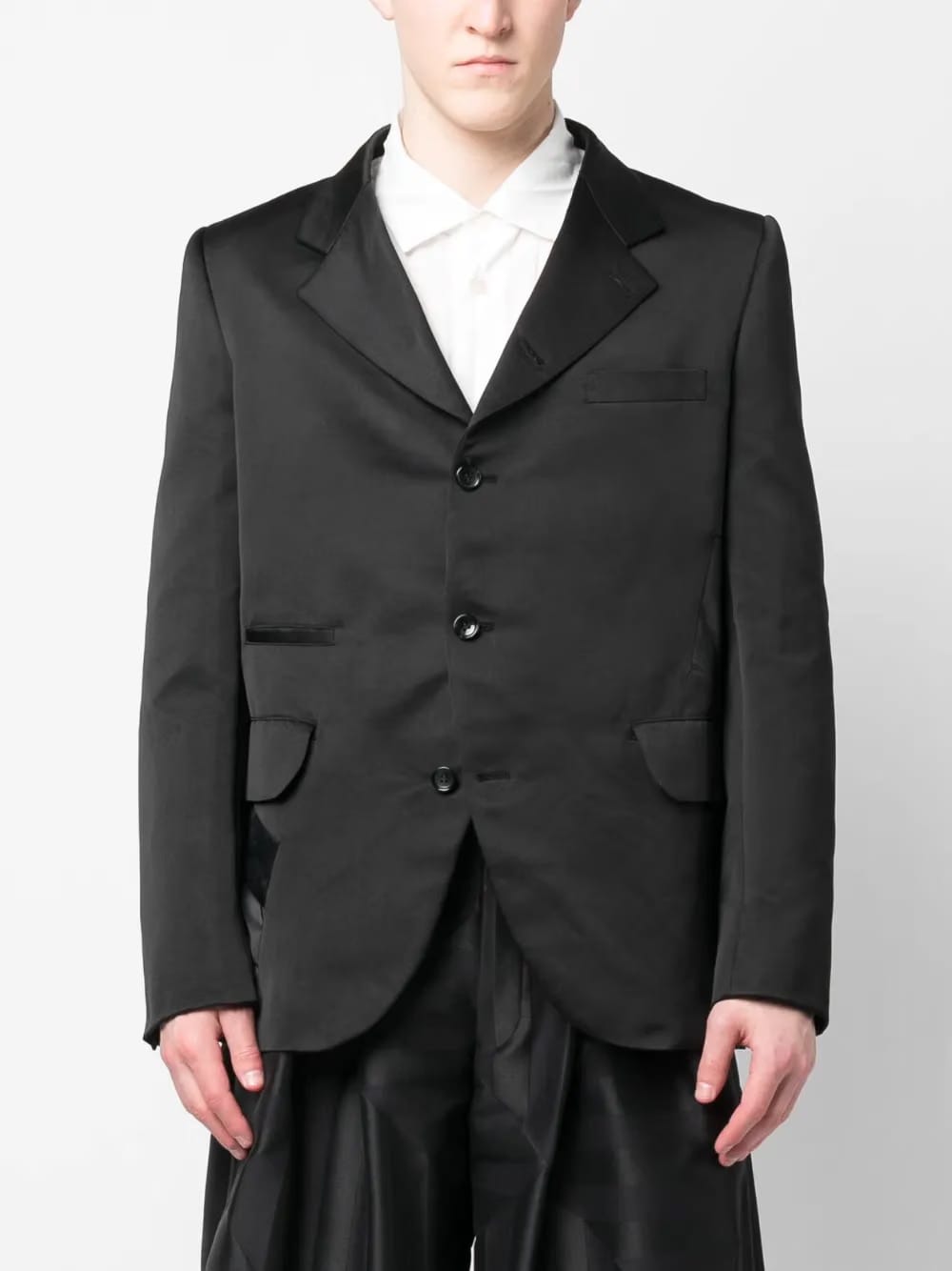 zip-details blazer