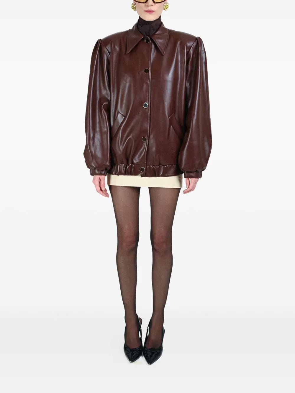 button-fastening collar-pointed jacket