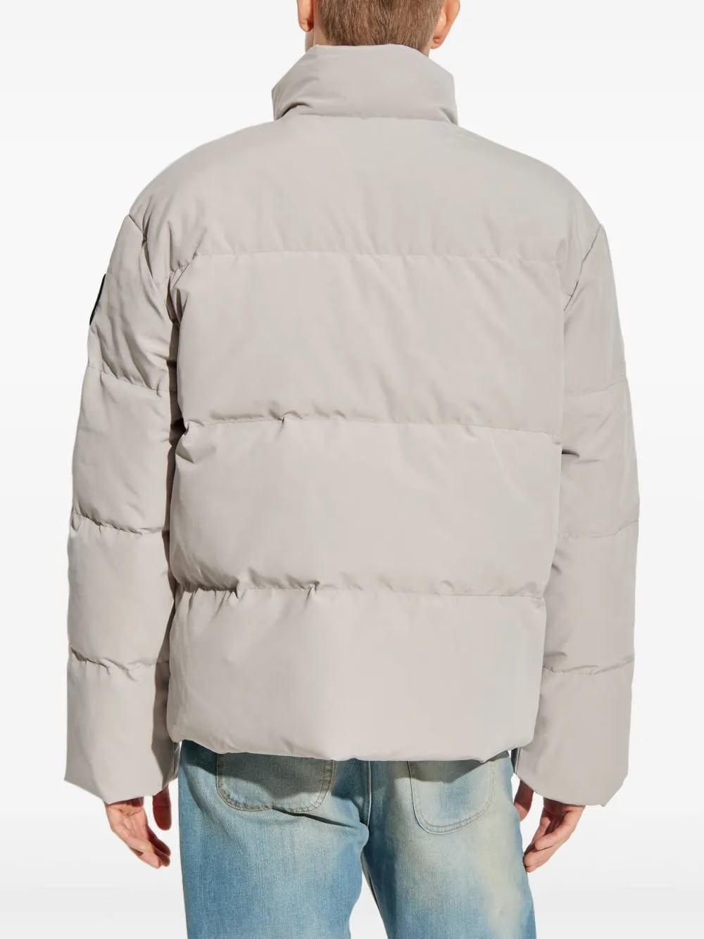 snap-fastening padded Jacket