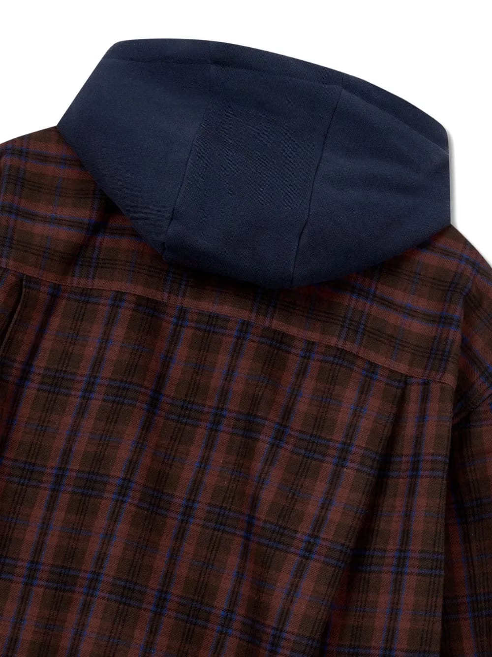 detachable-hood shirt