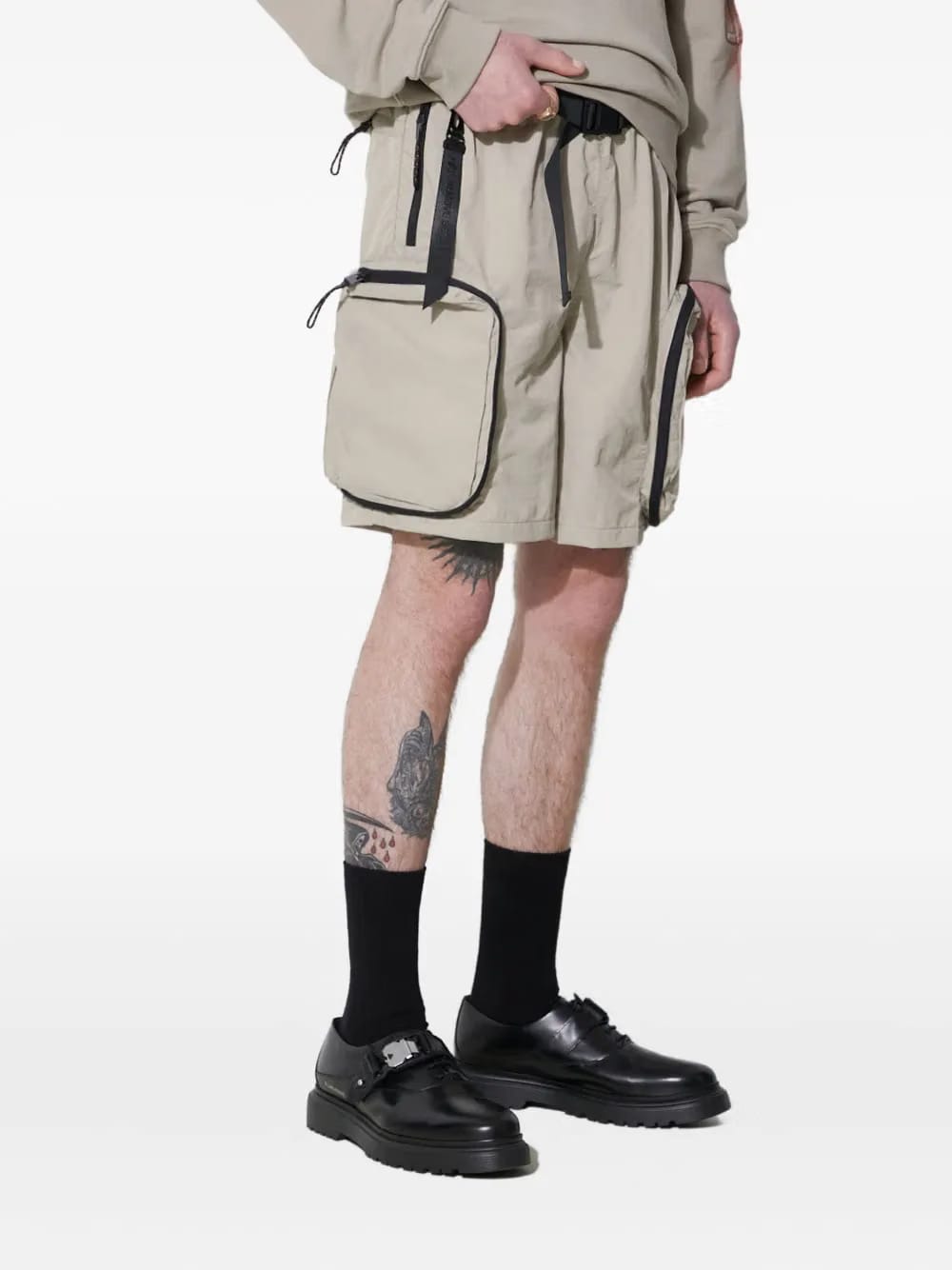 belted cargo shorts