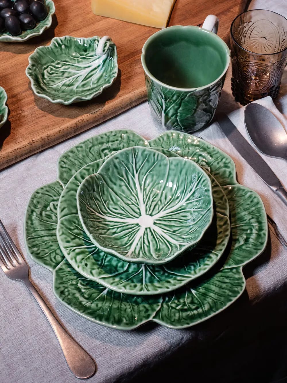 Couve charger plates (set of two)
