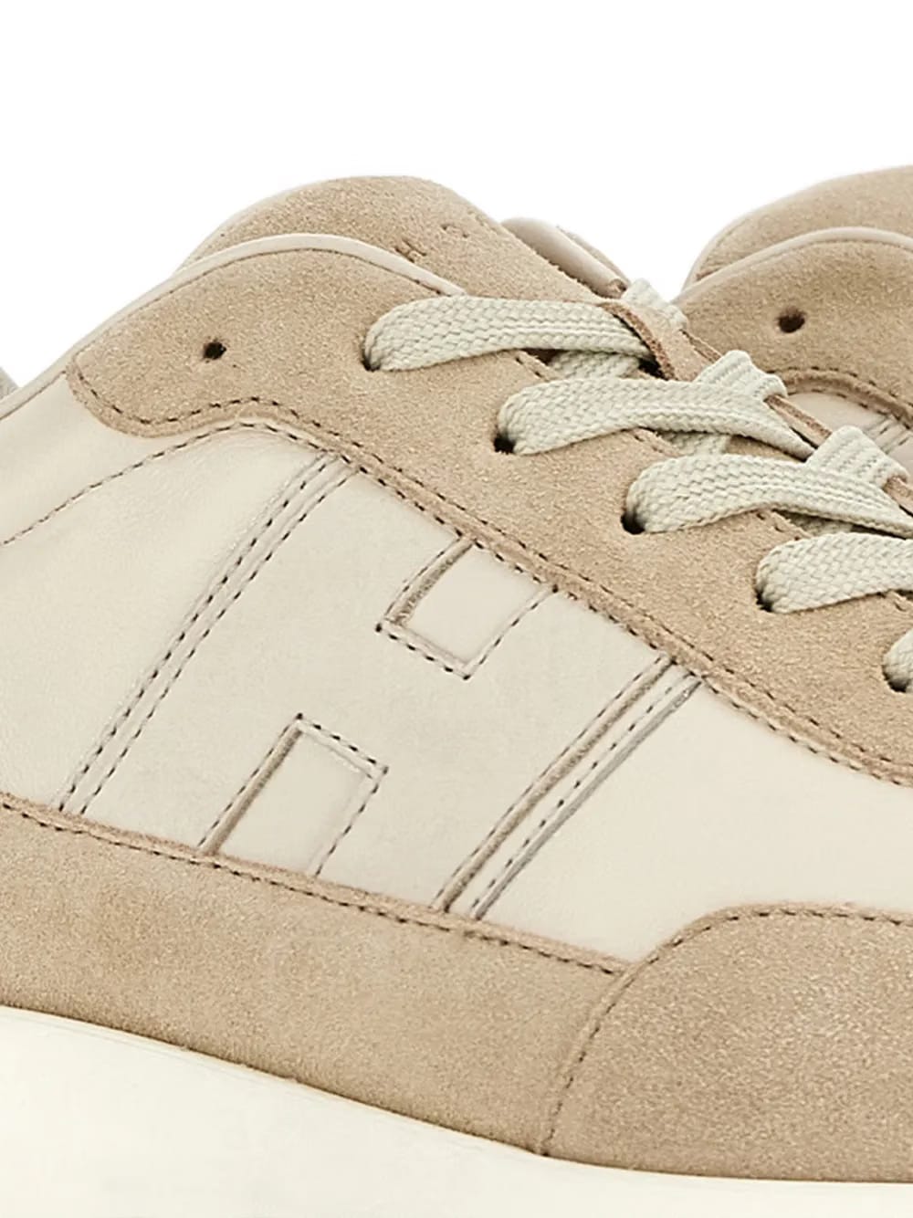 H709 Cube sneakers