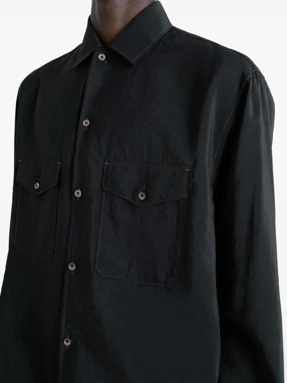 notched-collar fla-pocket shirt
