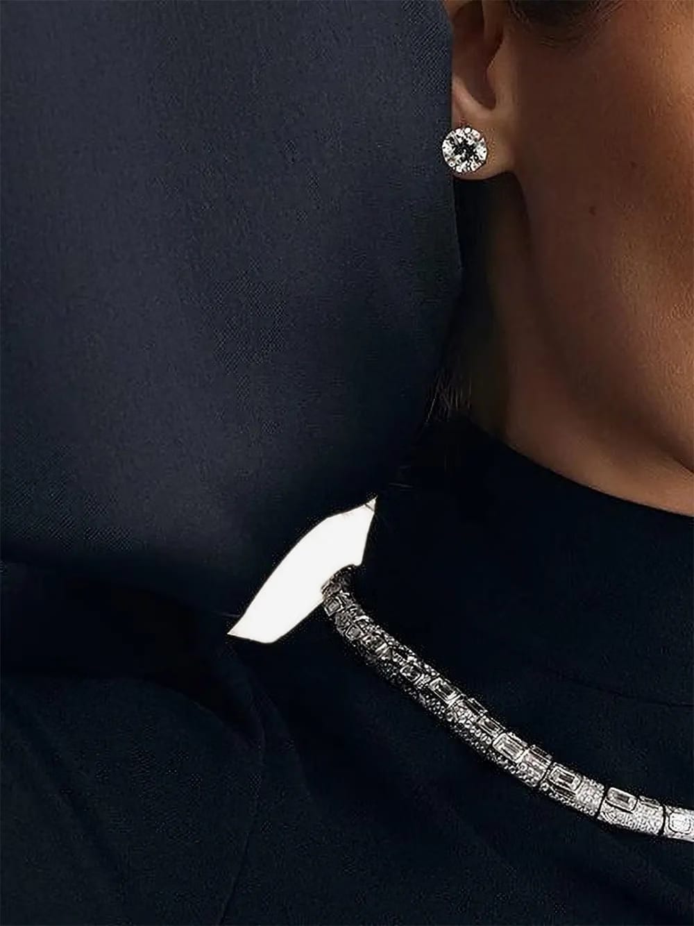 18K white gold Diamond Illusion earrings