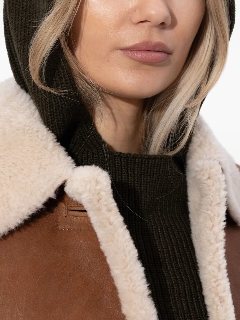 hooded ribbed wool scarf