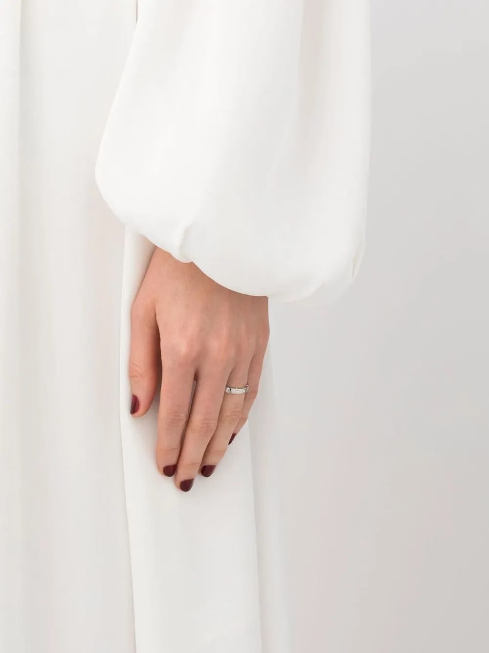 18kt white gold Pois Moi thin band ring