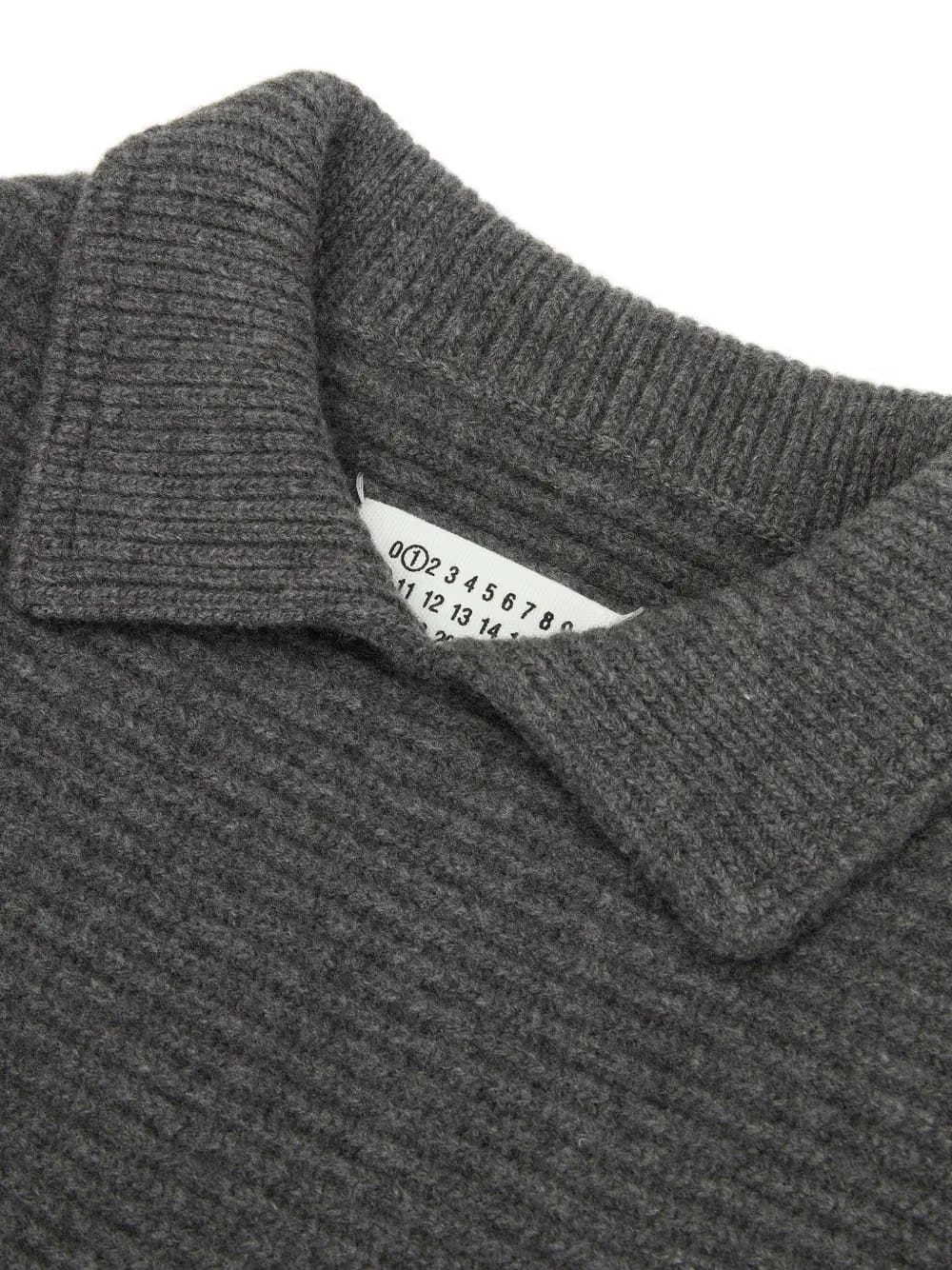 collar ribbed scarf