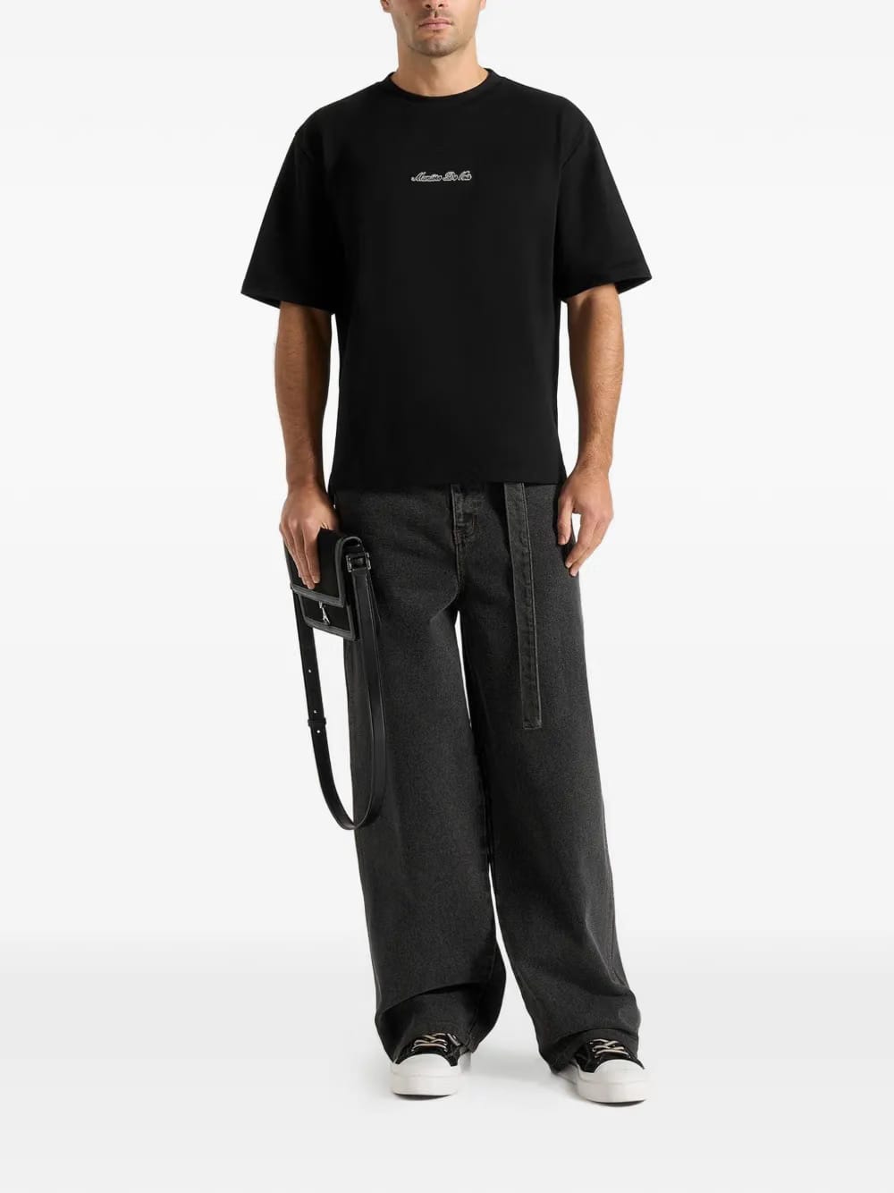 Ari logo-embroidery relaxed-fit black cotton T-Shirt