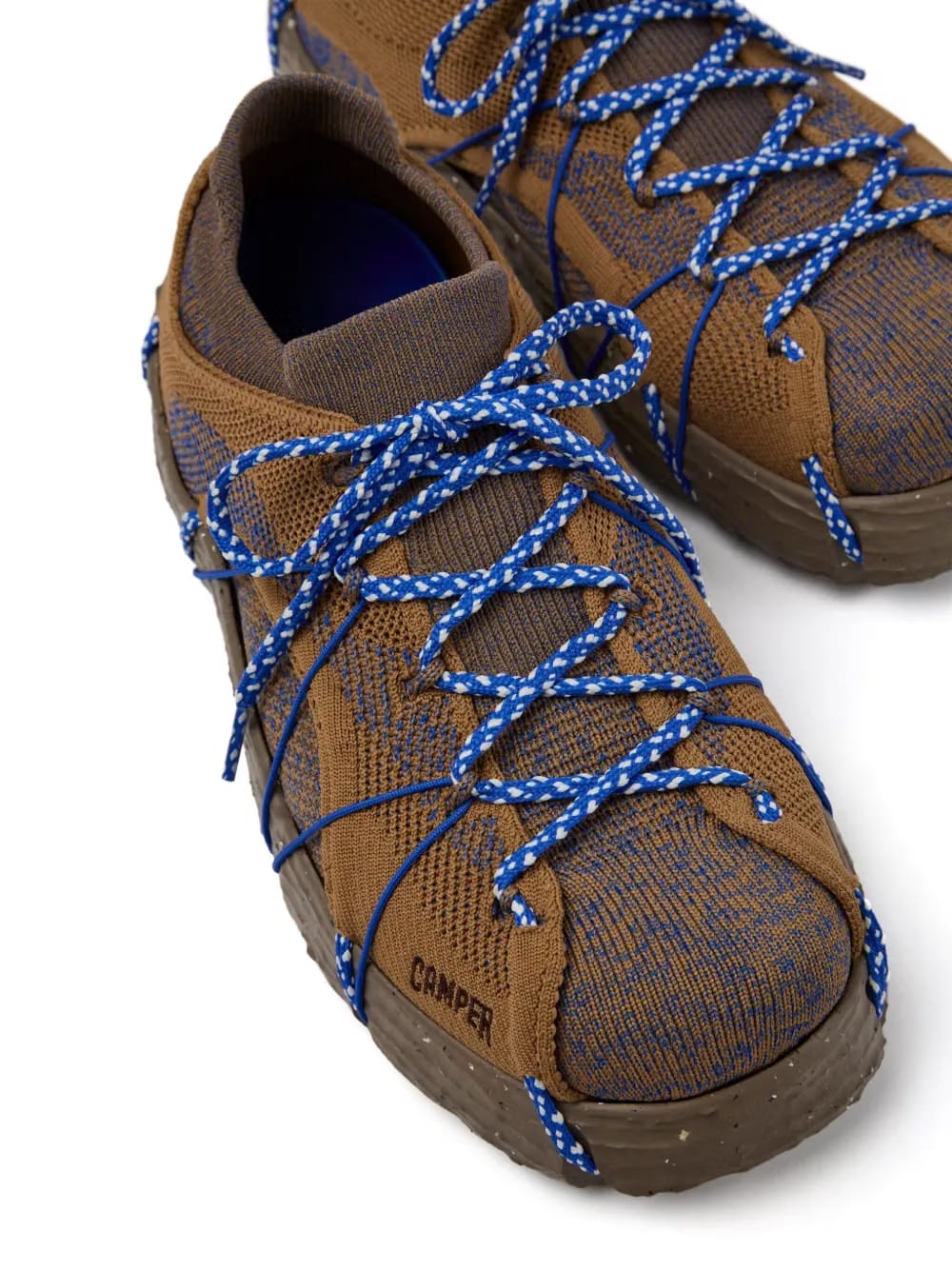 Roku low-top sneakers