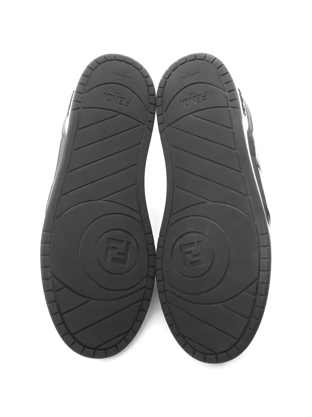 2020s Match leather sneakers