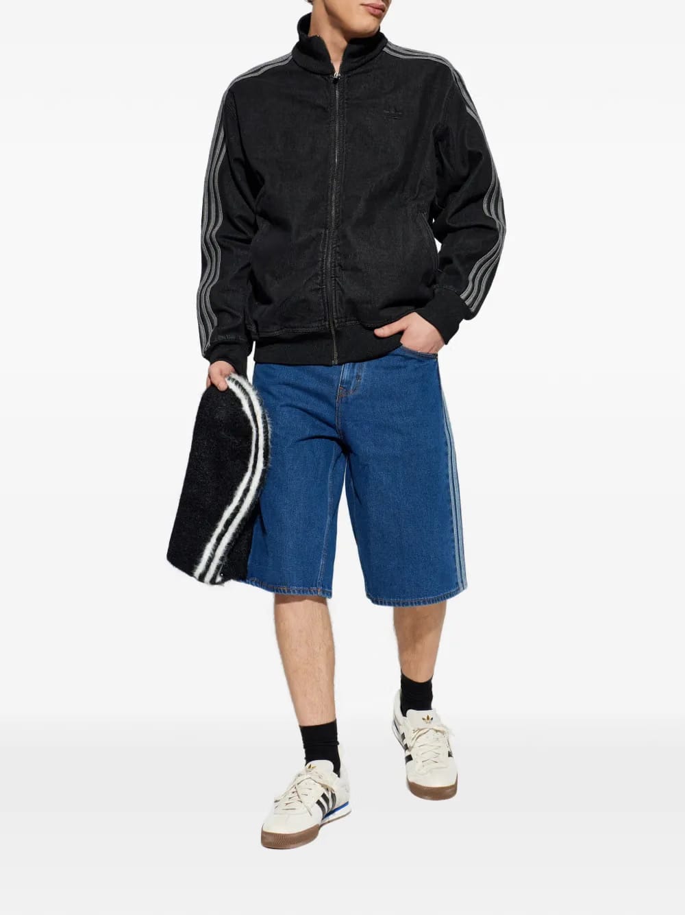 side-stripe zip-fastening jacket