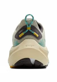 Brooks Ghost Trail Bleached Sand Rabbit Bluefish