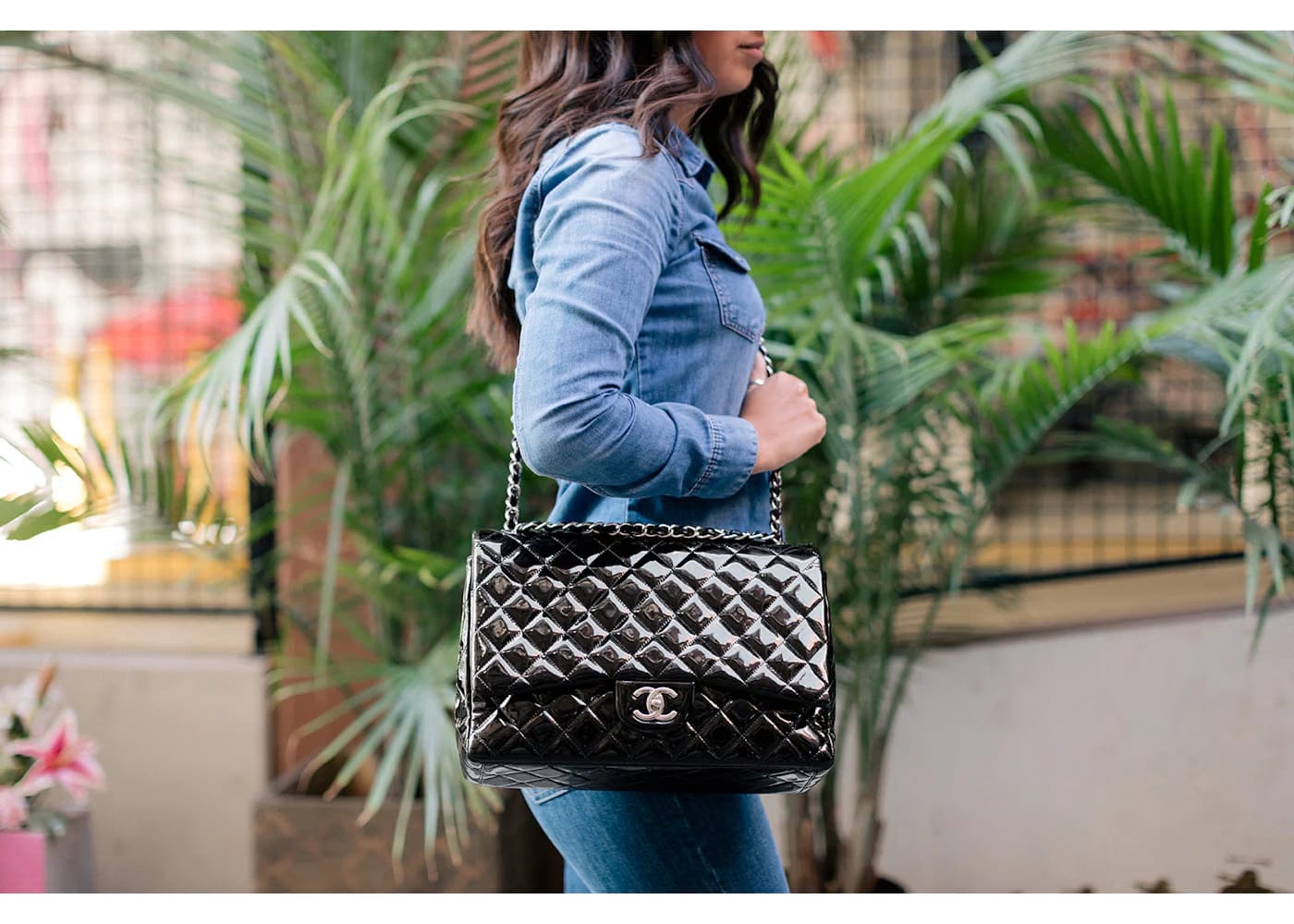 Chanel Classic Double Flap Quilted Patent Leather Silver-tone Jumbo Black