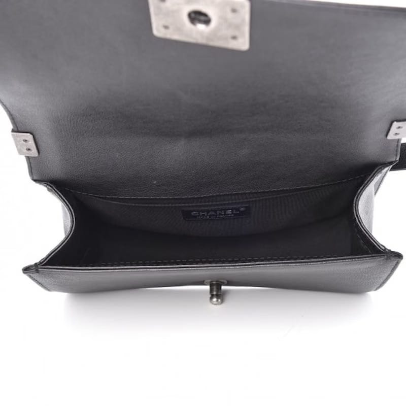 Chanel Boy Flap Quilted Medium Caviar Black