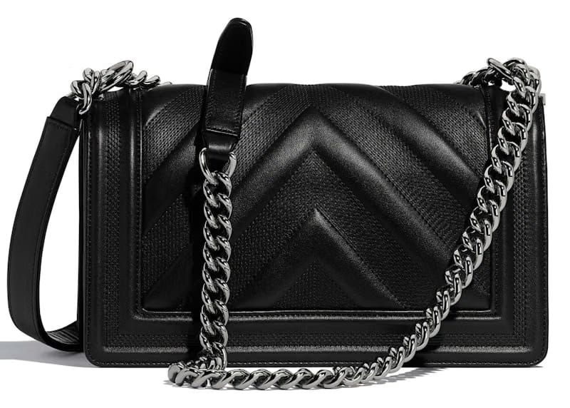 Chanel Boy Handbag Chevron Calfskin Ruthenium-tone Black