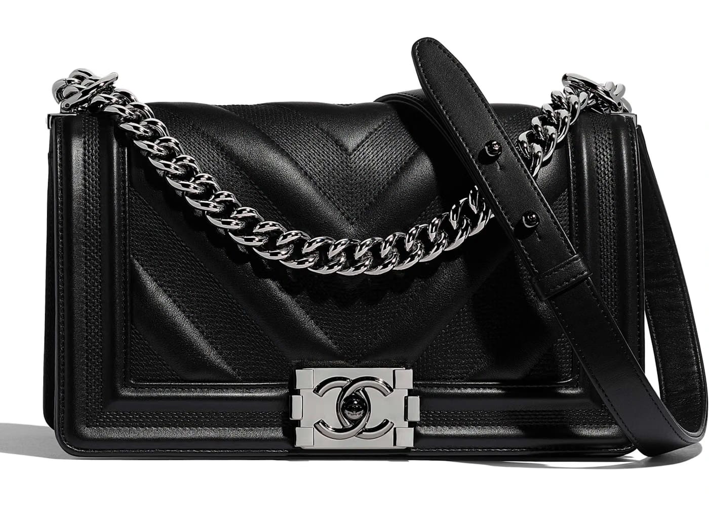 Chanel Boy Handbag Chevron Calfskin Ruthenium-tone Black