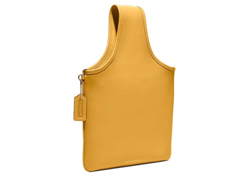 Coach Cashin Carry Sling Bag Honeycomb