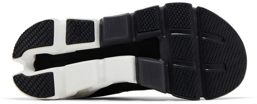 ON Wmns Cloudflyer 4 'Black White'
