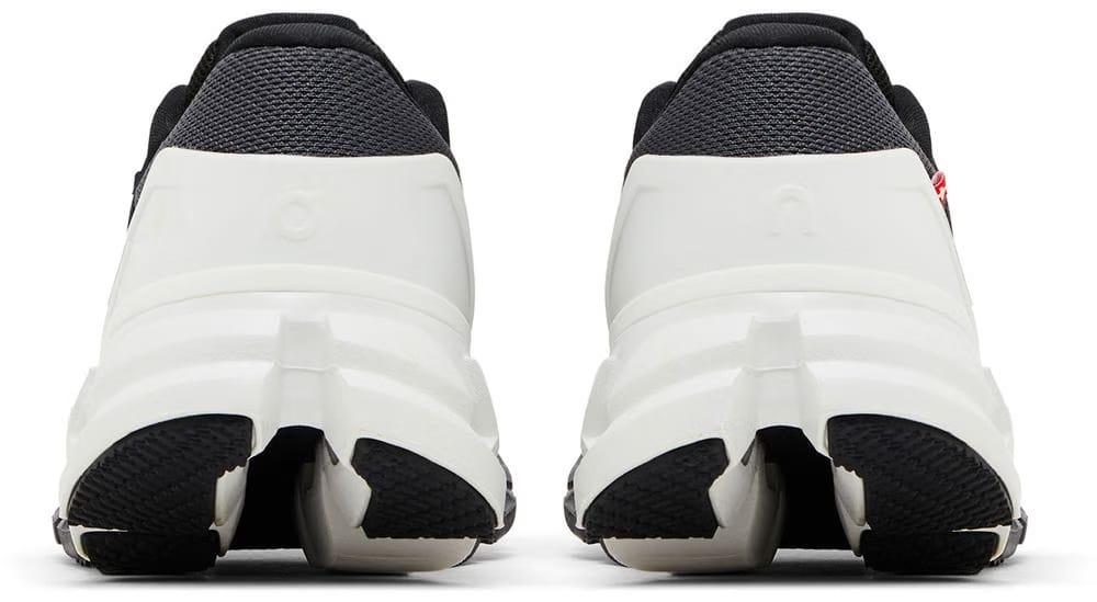 ON Wmns Cloudflyer 4 'Black White'