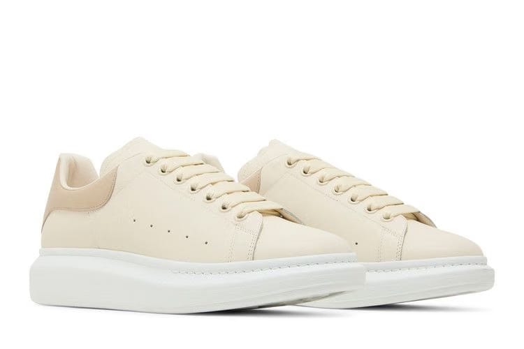 Alexander McQueen Oversized Sneaker Vanilla Pale Beige