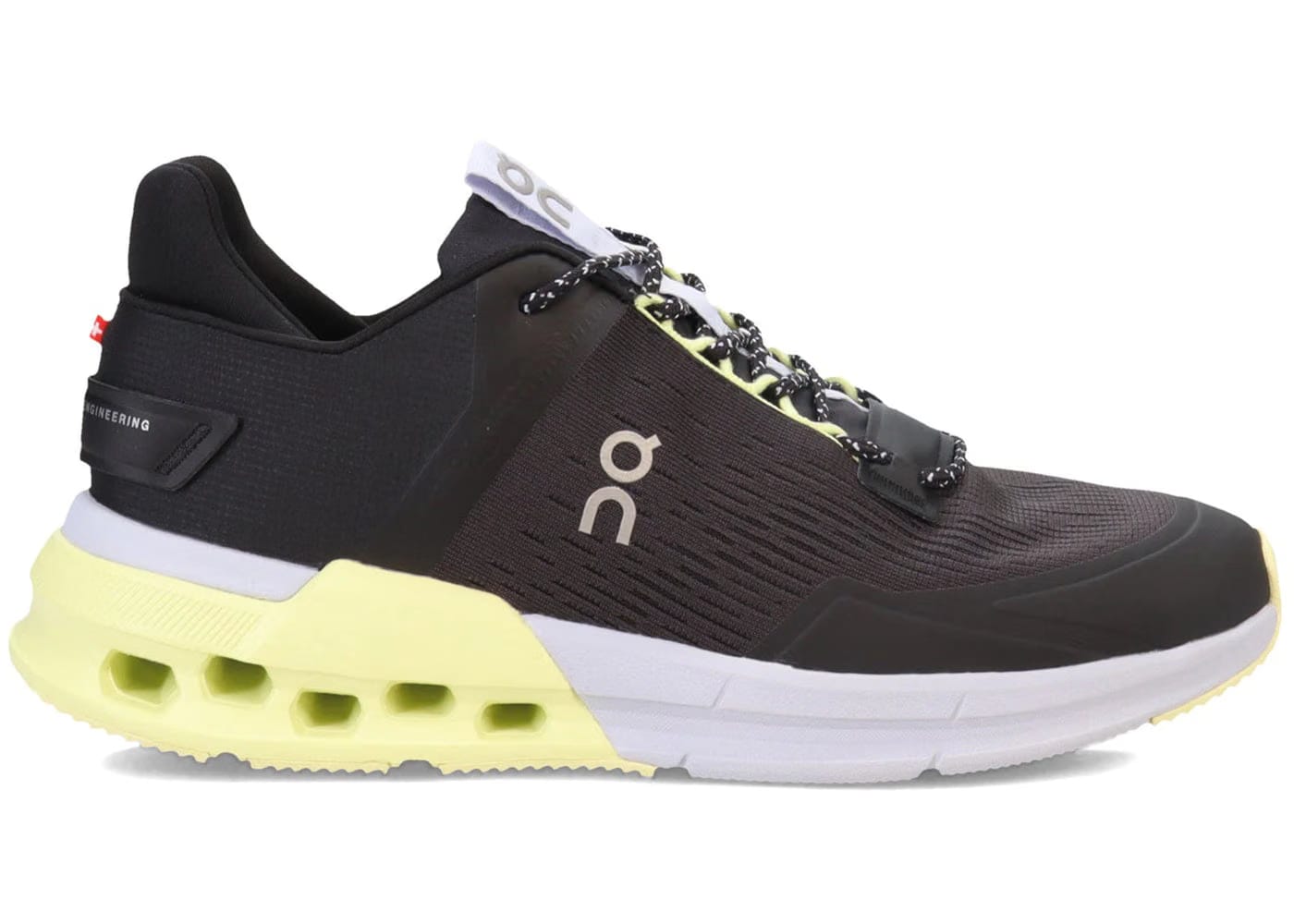 Wmns Cloudnova Flux 'Black Hay'