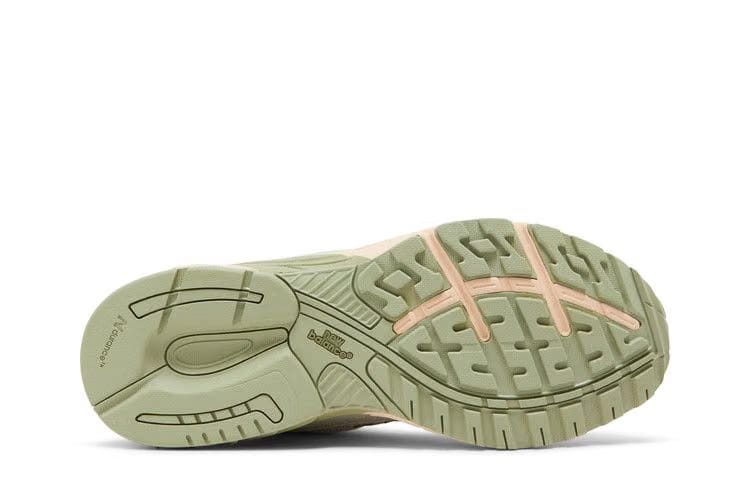 Joe Freshgoods x Wmns 993 Made in USA 'Performance Art - Sage'