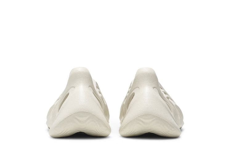 Yeezy Foam RNNR Ararat (2020/2022)