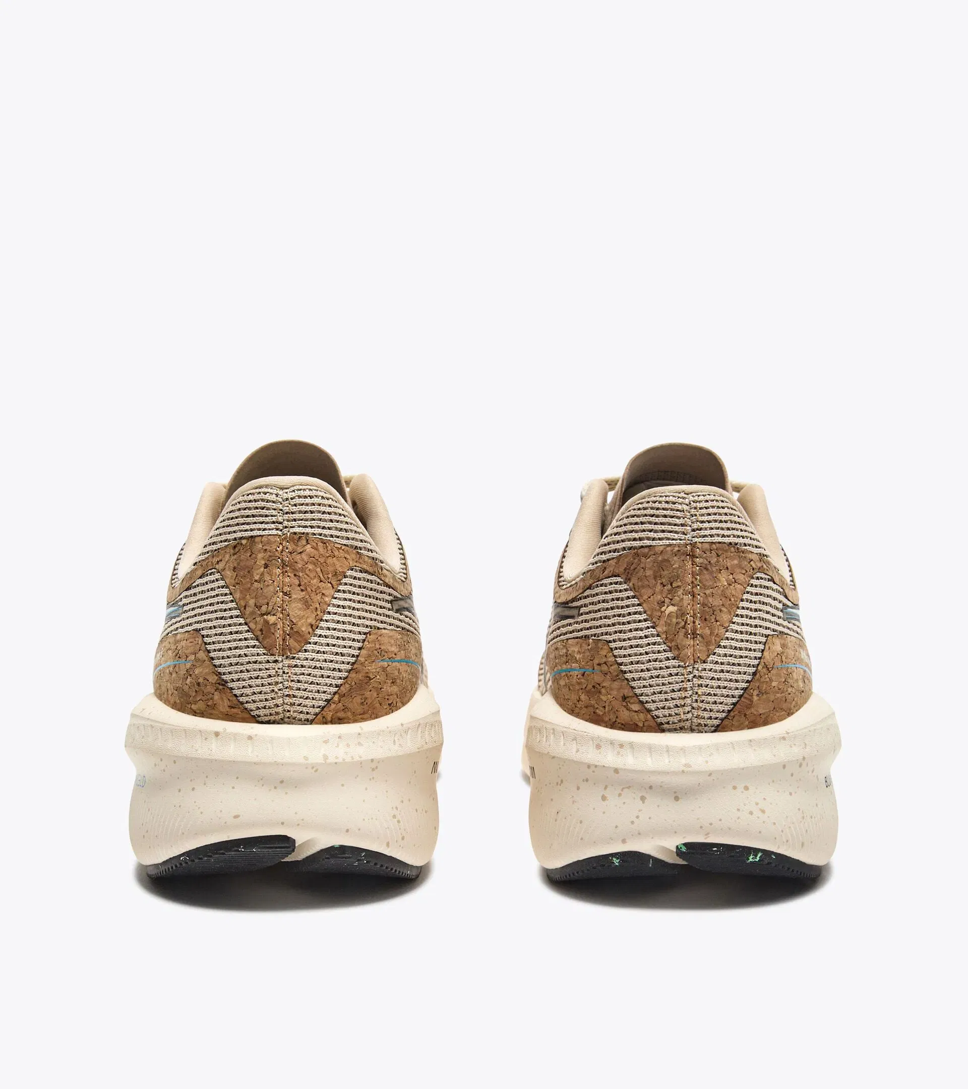 Diadora Mythos Blushield Volo 5 W 2030 Beige/Whisper White