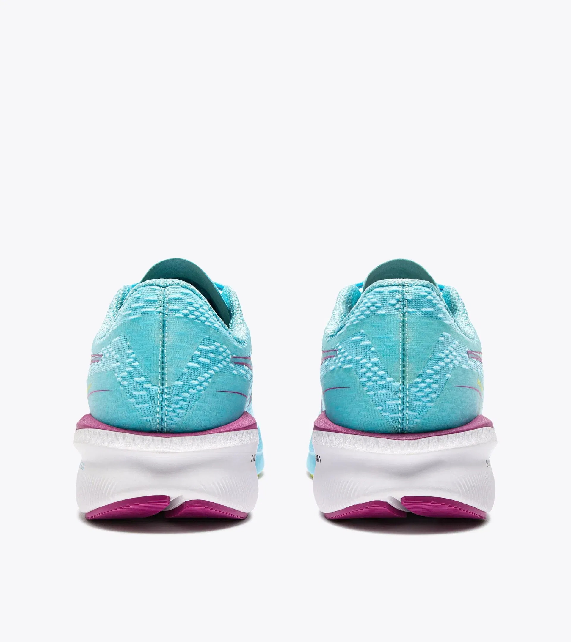 Diadora Mythos Blushield Volo 5 W Gulf Stream/Fuchsia Red