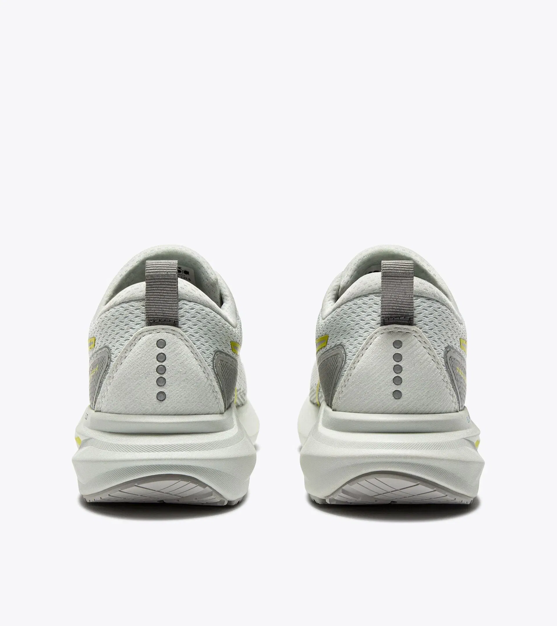 Diadora Mythos Blushield Vigore 4 W Glacier Gray/Ghost Gray
