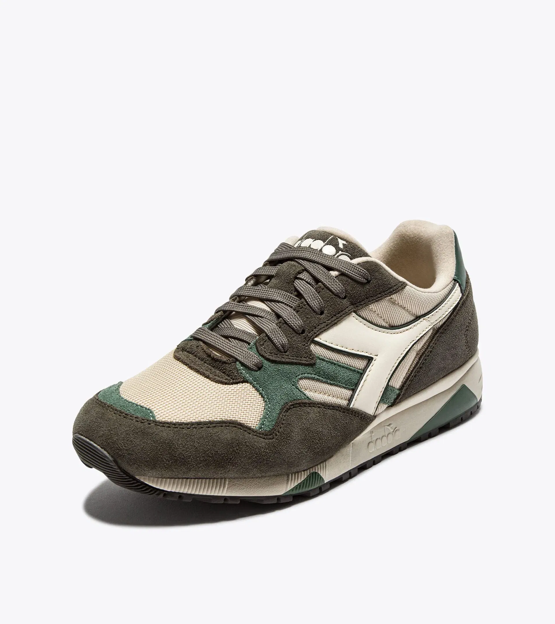 Diadora N902 Tofu /Tarmac/Duck Green