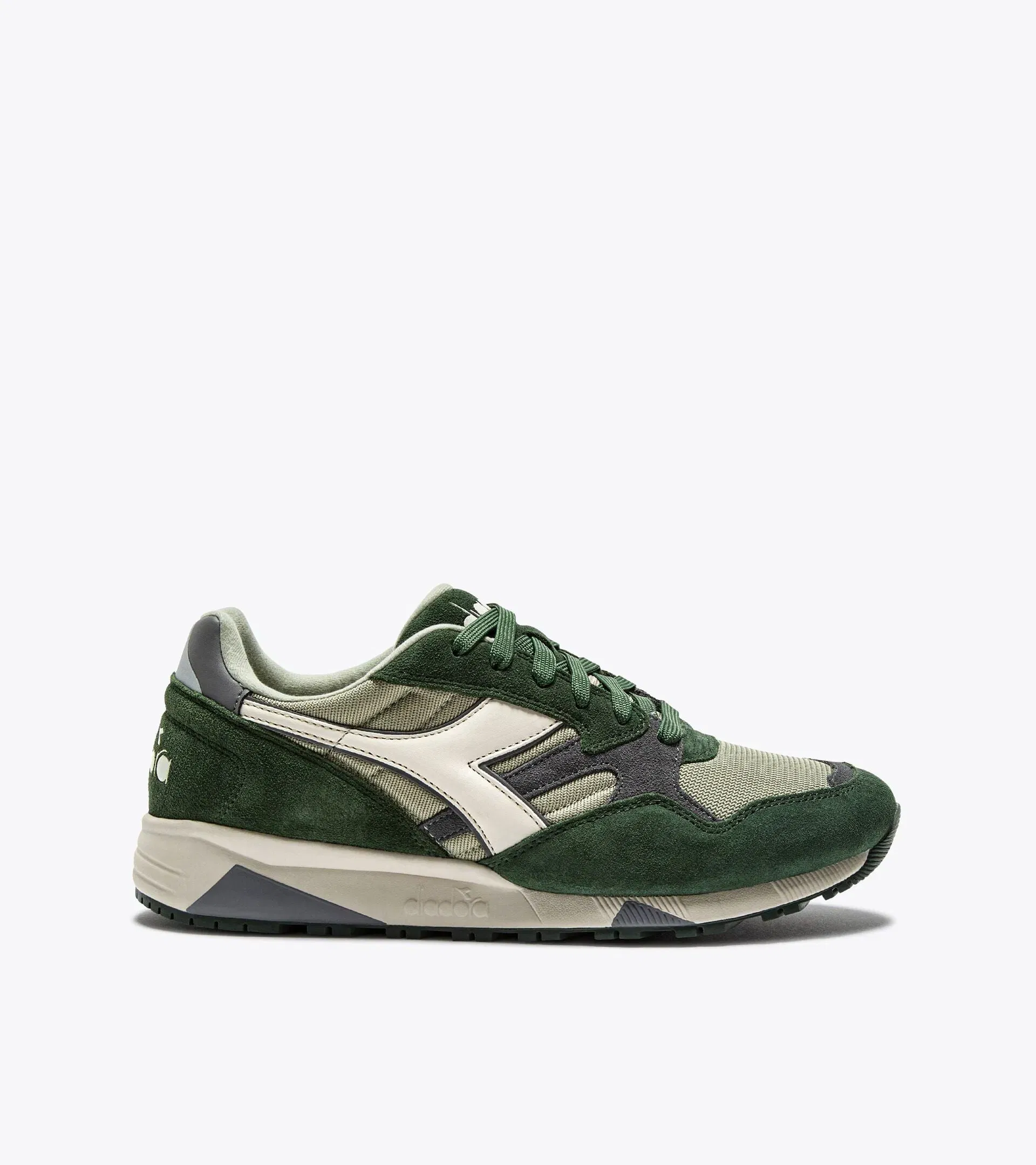 Diadora N902 Tofu /Blk Forest/Steel Gry