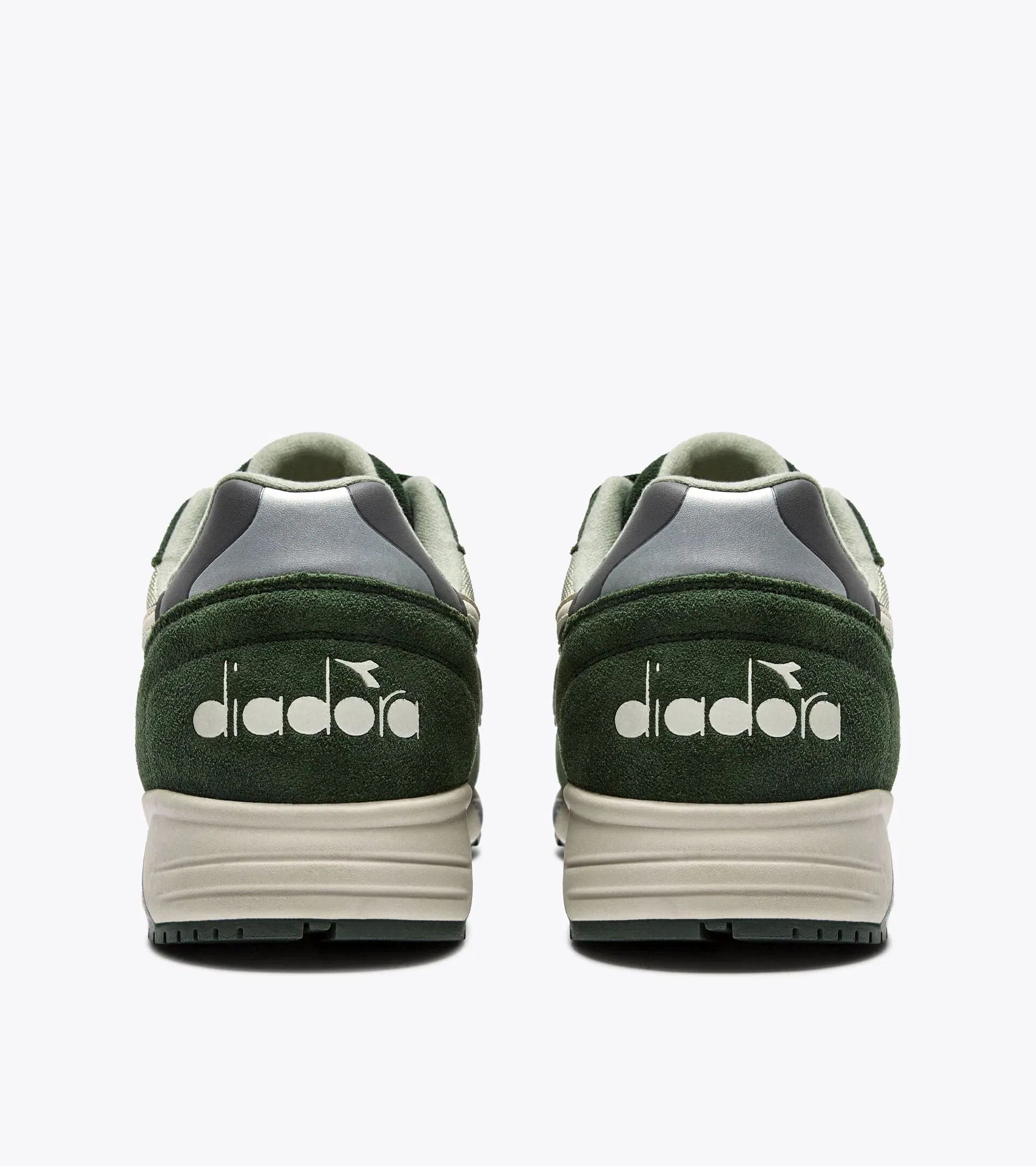 Diadora N902 Tofu /Blk Forest/Steel Gry