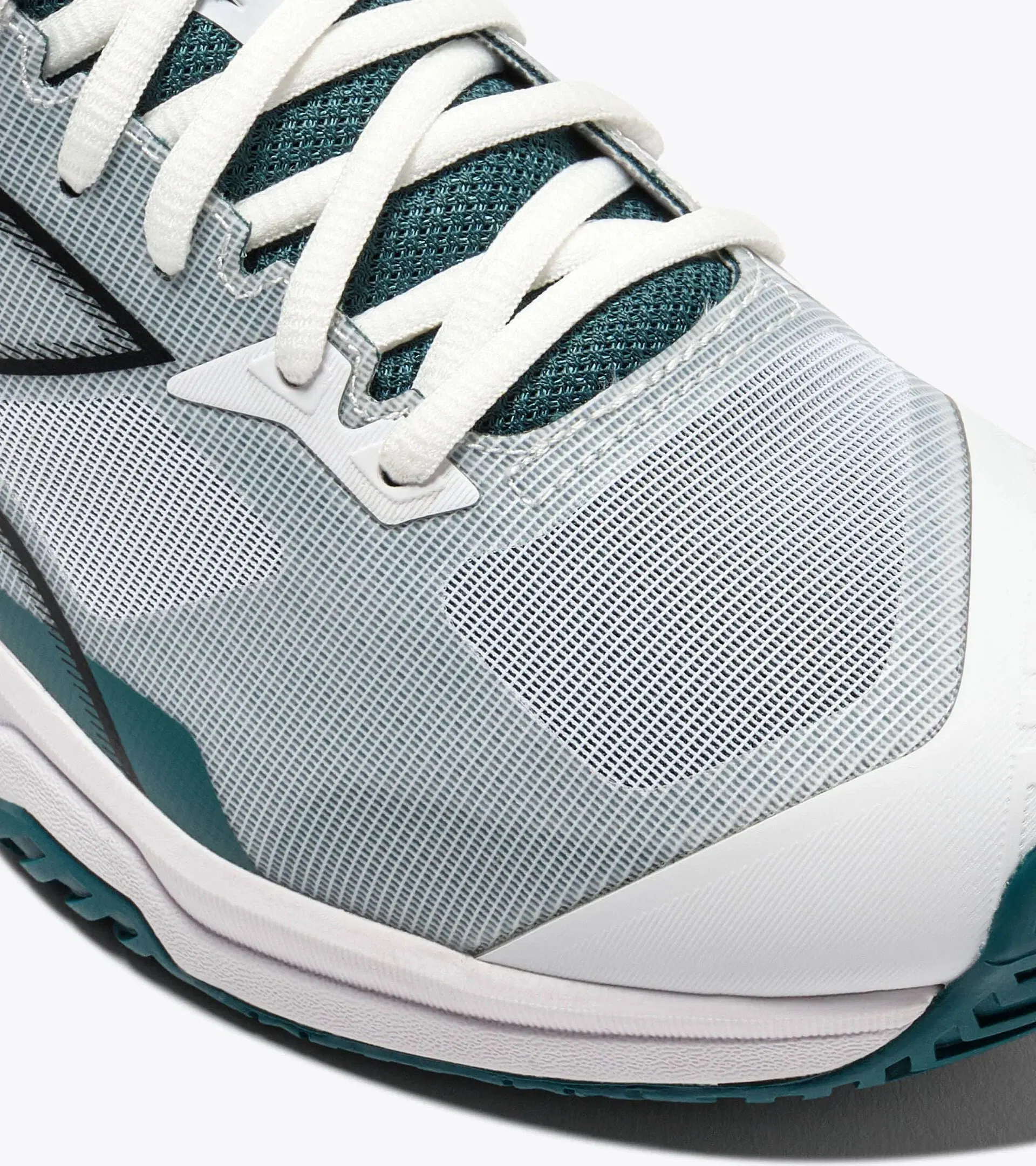 Diadora Trofeo 4 Ag White /Black/Shaded Spruce