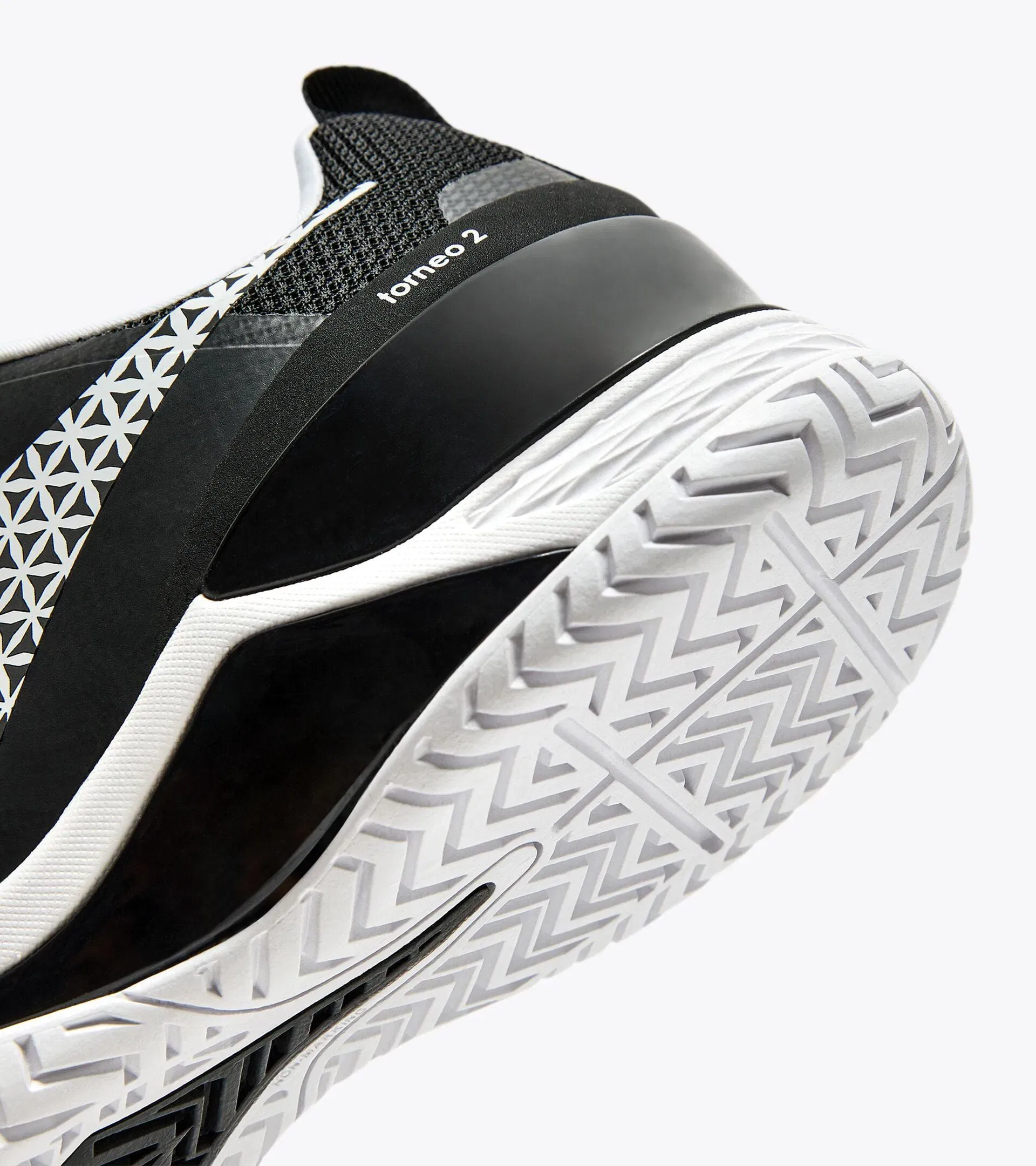 Diadora Blushield Torneo 2 Ag Black/White (C7406)