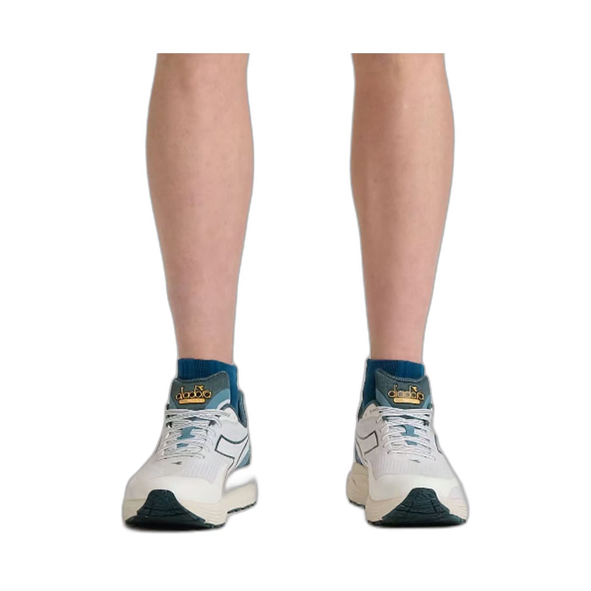 Diadora Mythos Blushield 9 Vortice Wht/Mediterranea/Whisper Wht