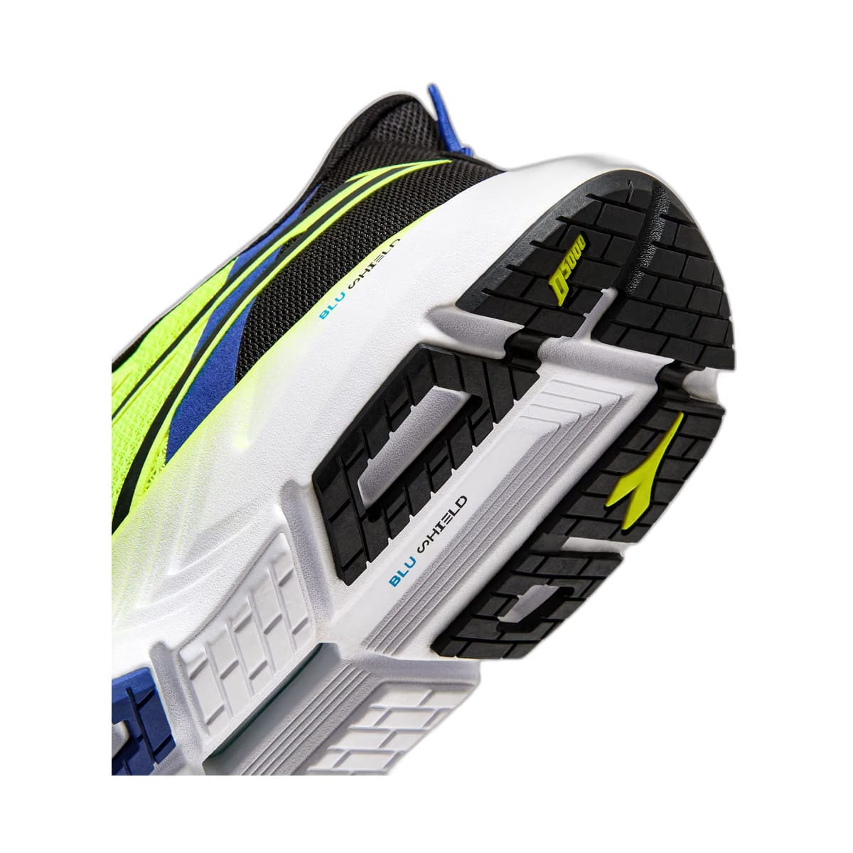 Diadora Mythos Blushield Volo 4 Yellow Fluo/Black