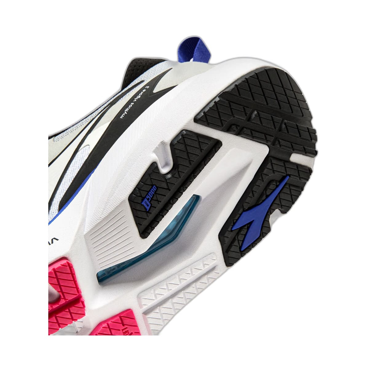 Diadora Mythos Blushield Vigore 3 White/Black/Silver Dd