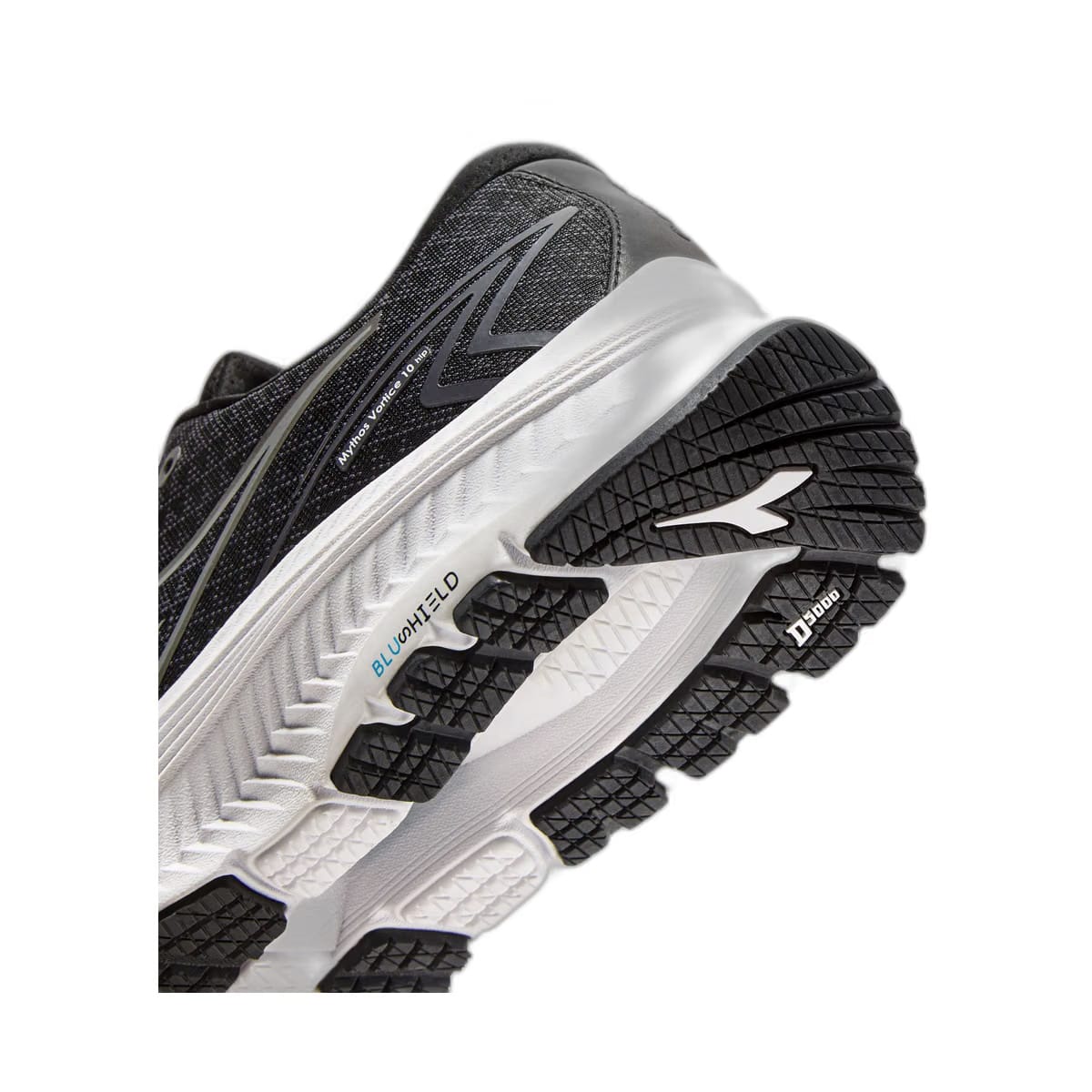 Diadora Mythos Blushield 10 Vortice Hip Black/White (C7406)