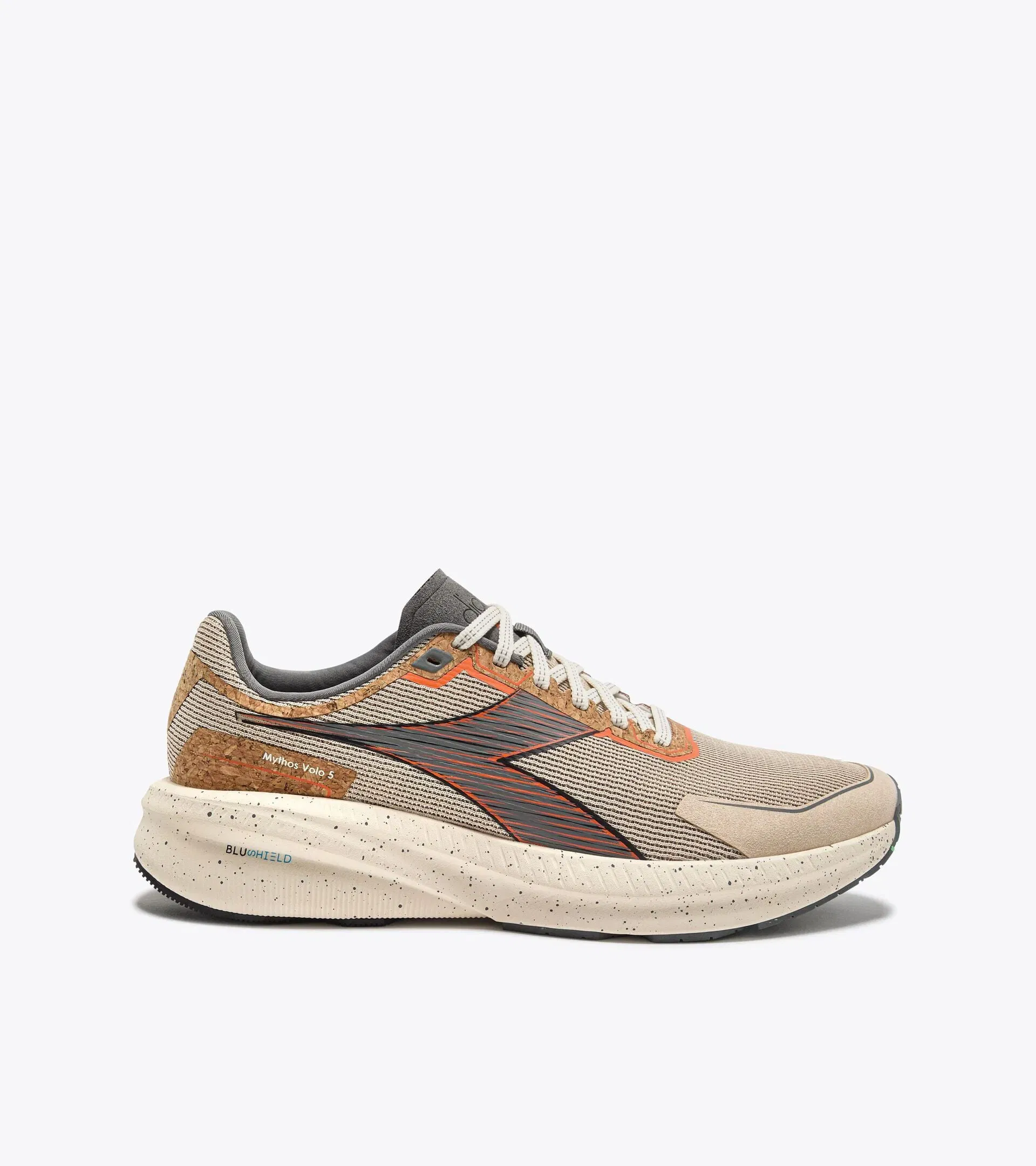 Diadora Mythos Blushield Volo 5 2030 Beige/Steel Gray