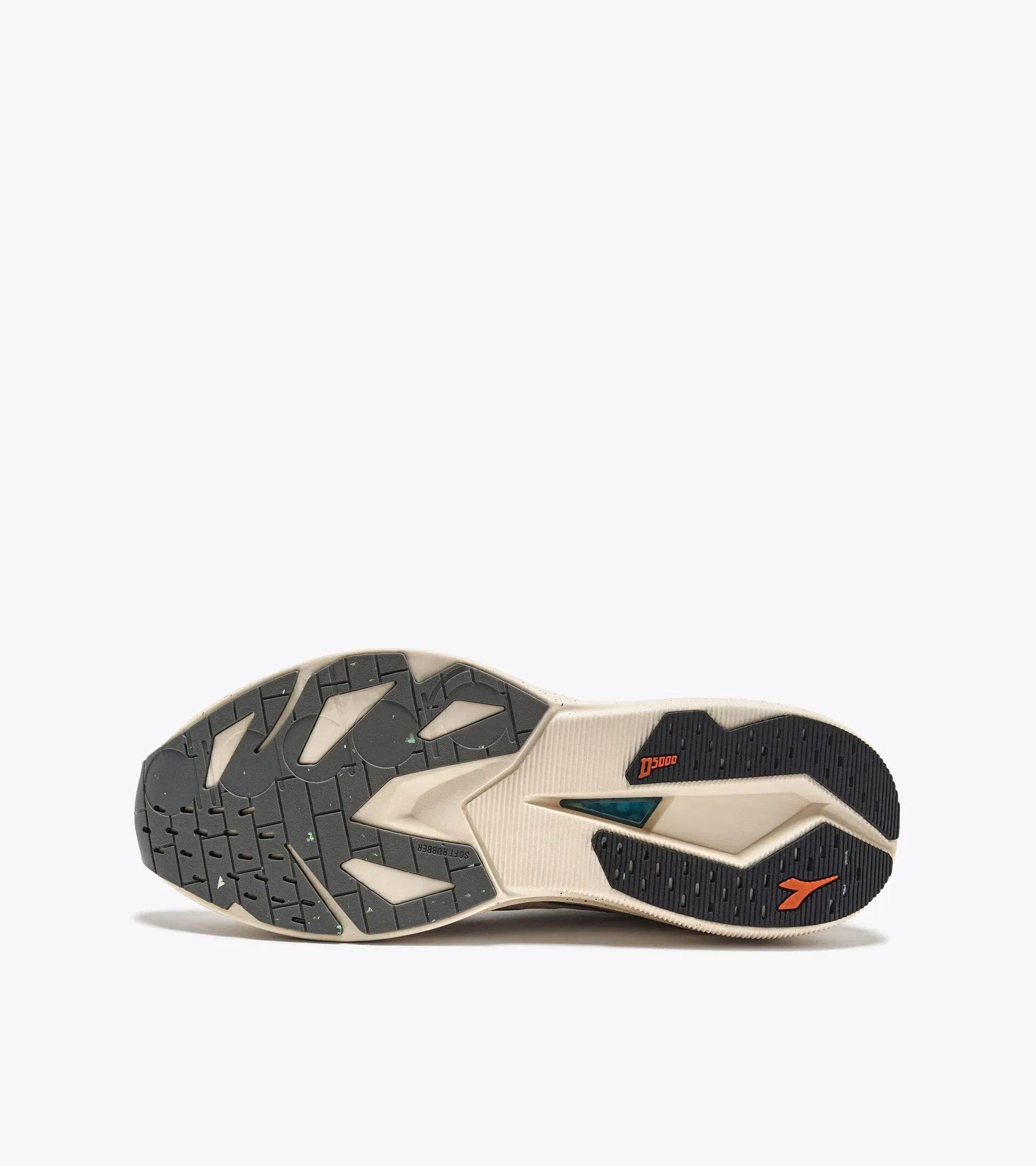 Diadora Mythos Blushield Volo 5 2030 Beige/Steel Gray
