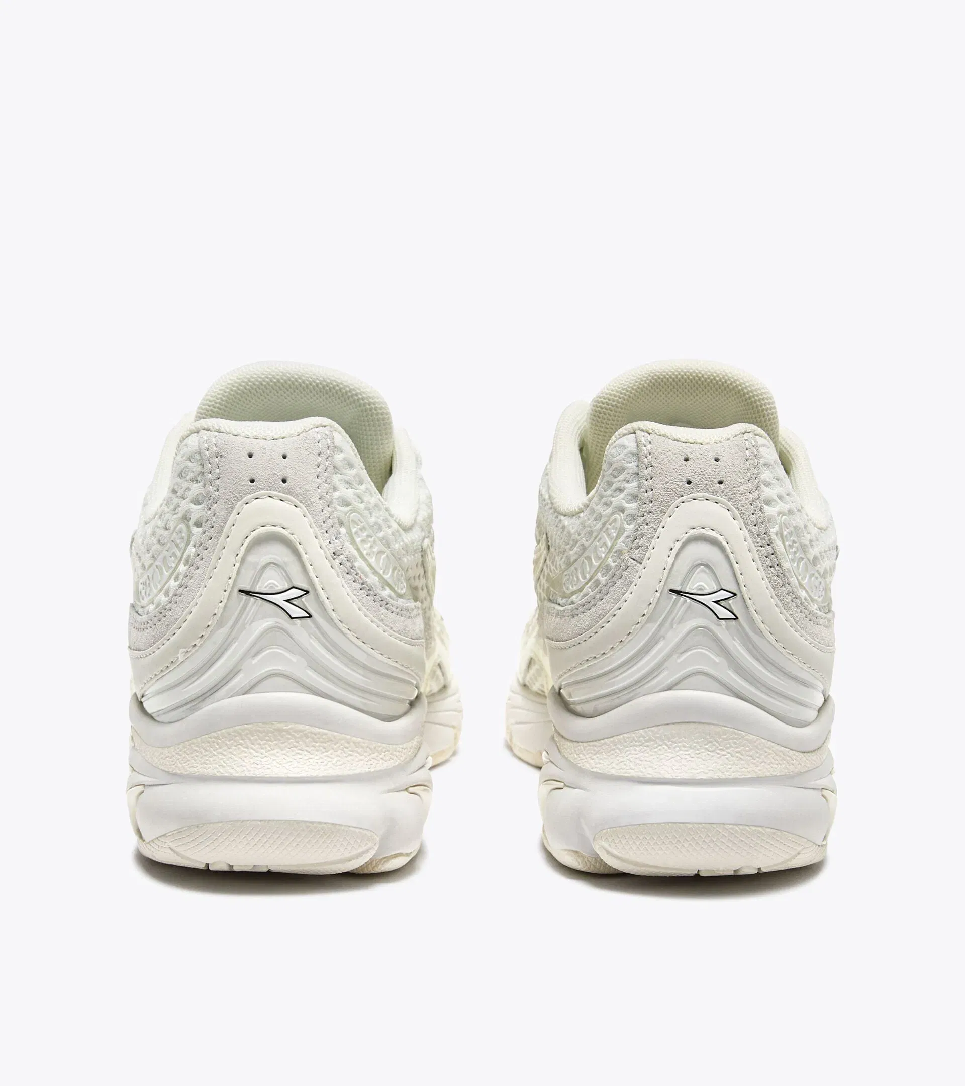 Diadora Mythos Propulsion 280 Scarab White