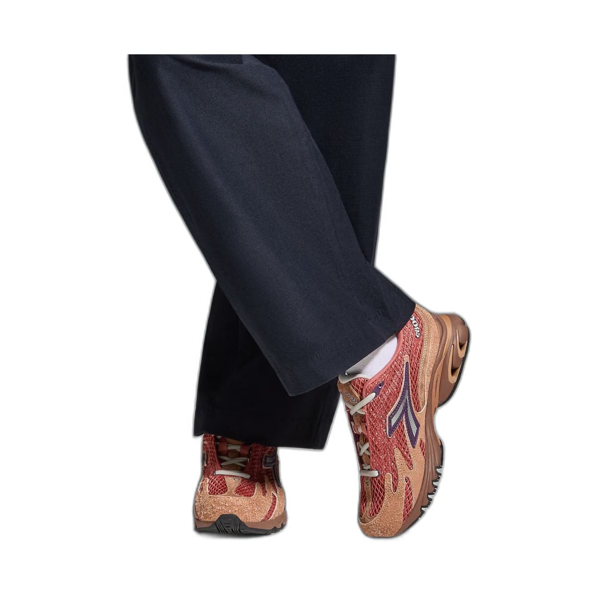 Diadora Mythos Propulsion 280 Bacca Brown Oats