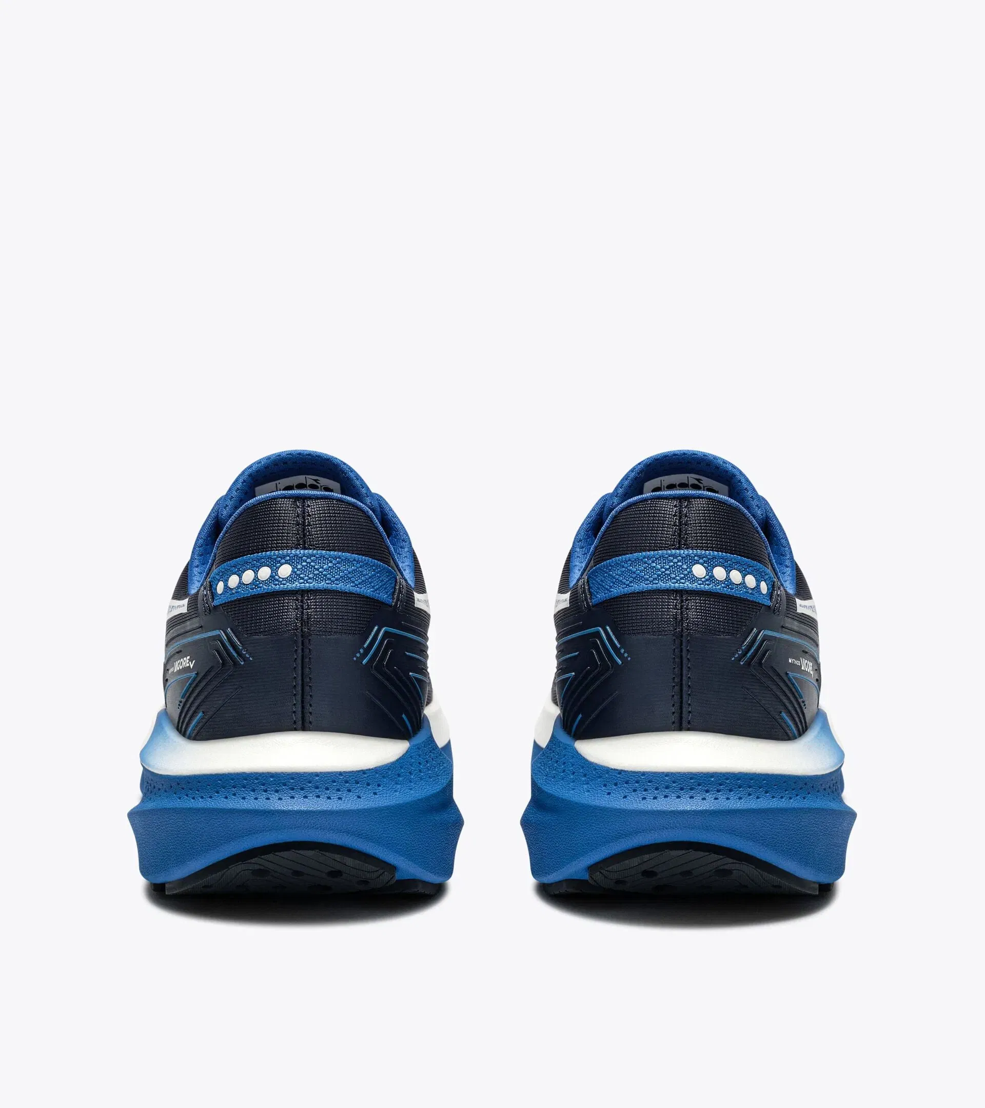 Diadora Mythos Blushield Vigore V Blue Corsair/White
