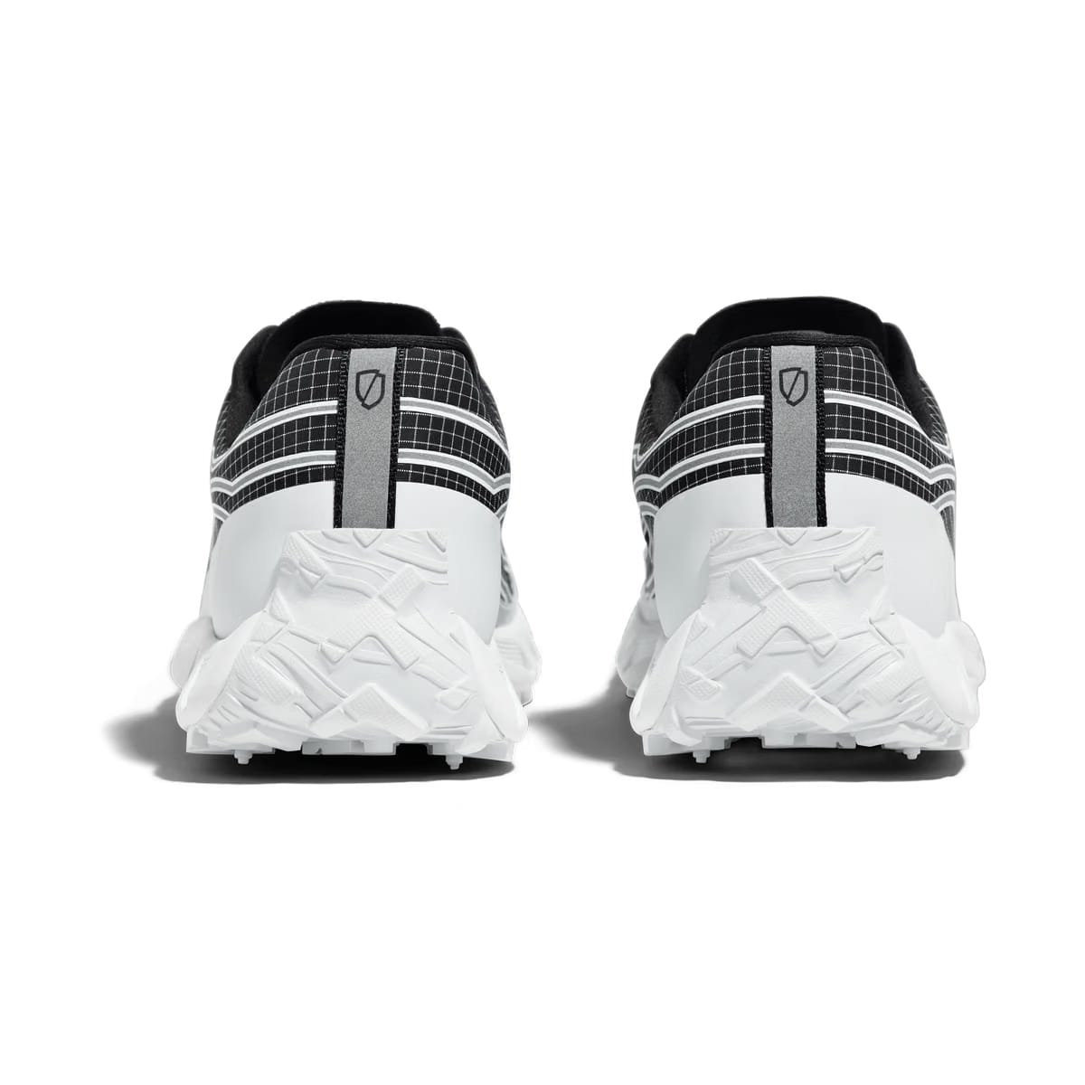 Norda 002 Summit Black