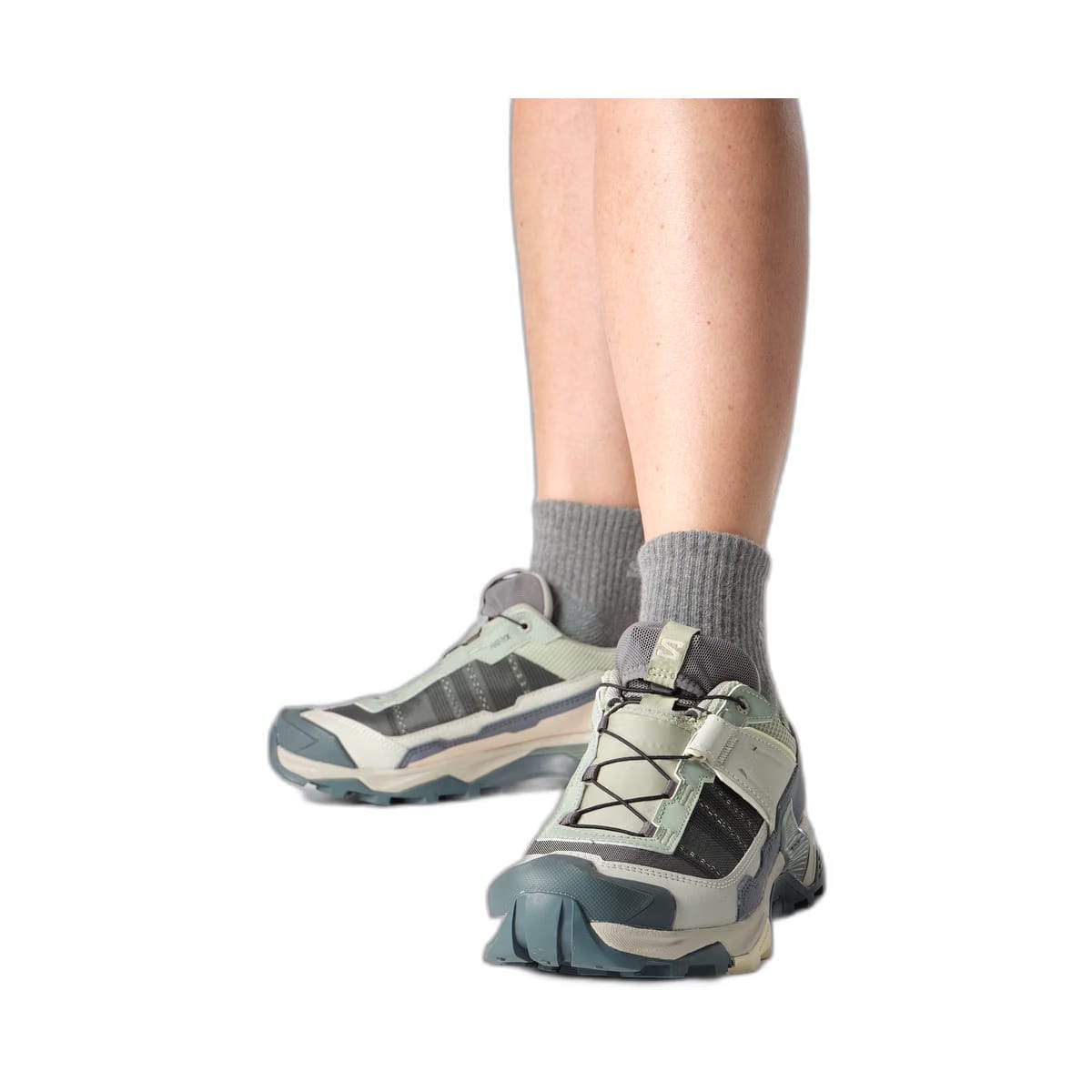 Salomon X Ultra 5 Gore-Tex Hiking Womens Seagrass