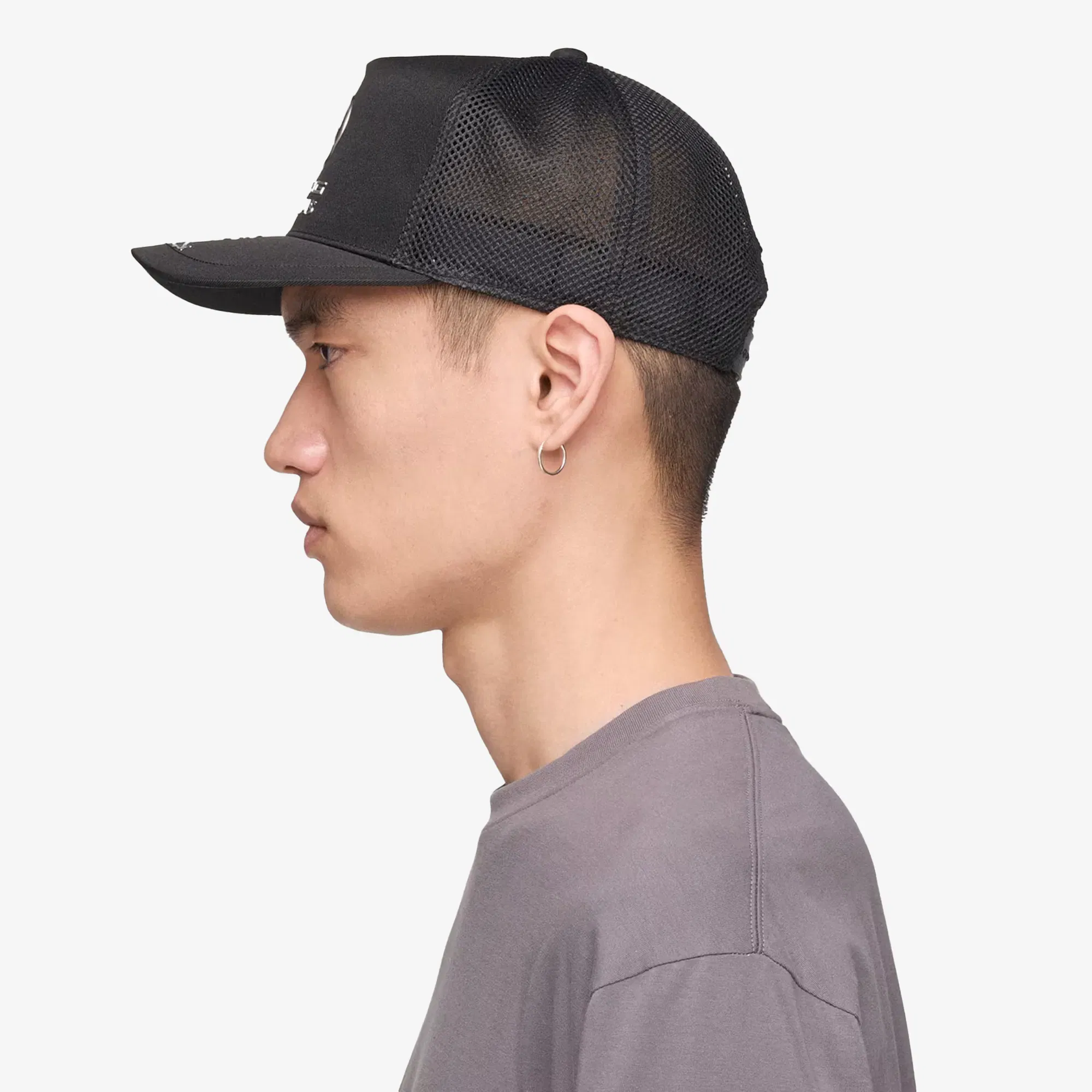 Y-3 MERCEDES-AMG PETRONAS FORMULA 1 TEAM TRUCKER { BLACK