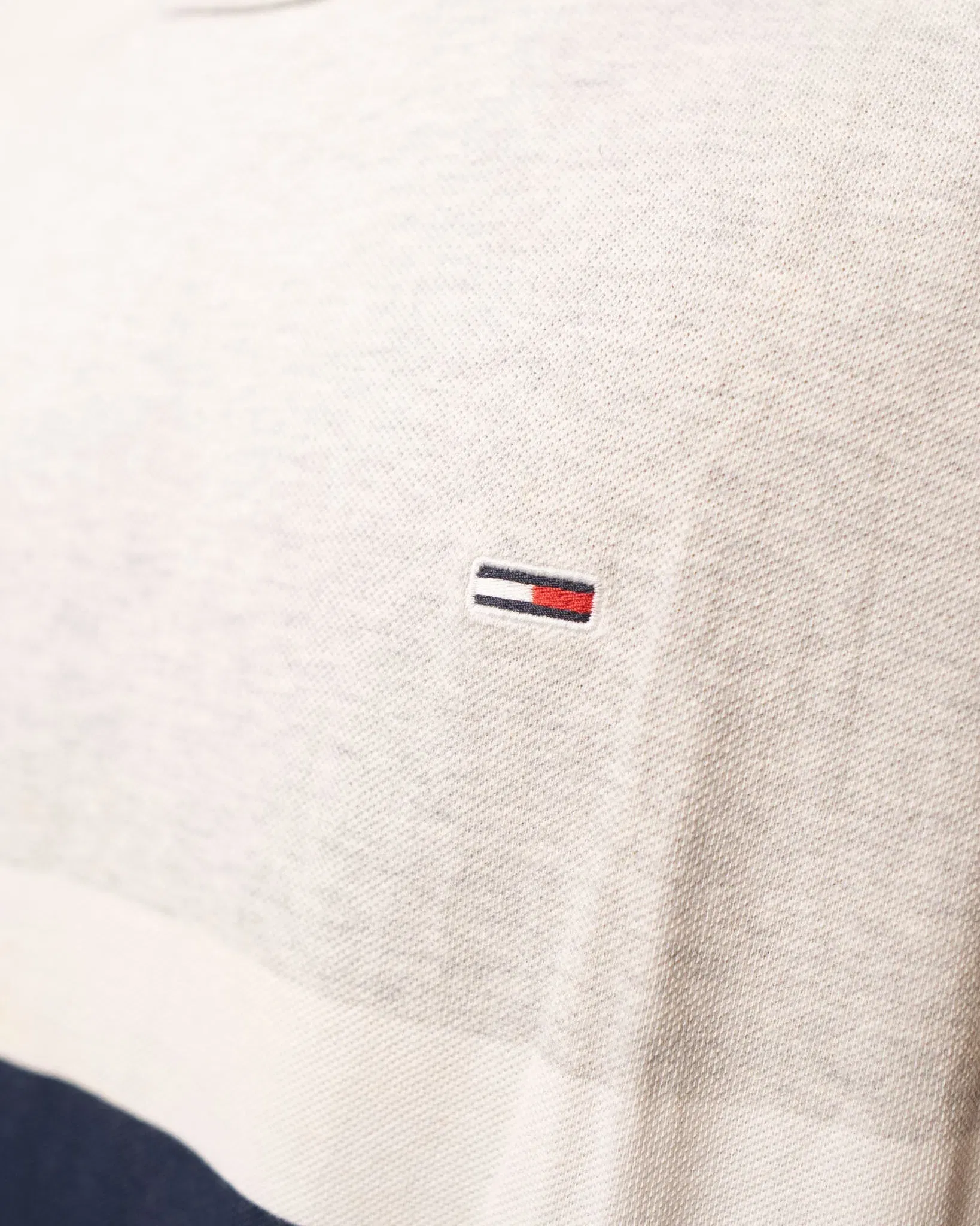 Tommy Hilfiger Grey White Blue Colourblocked T-Shirt (M)