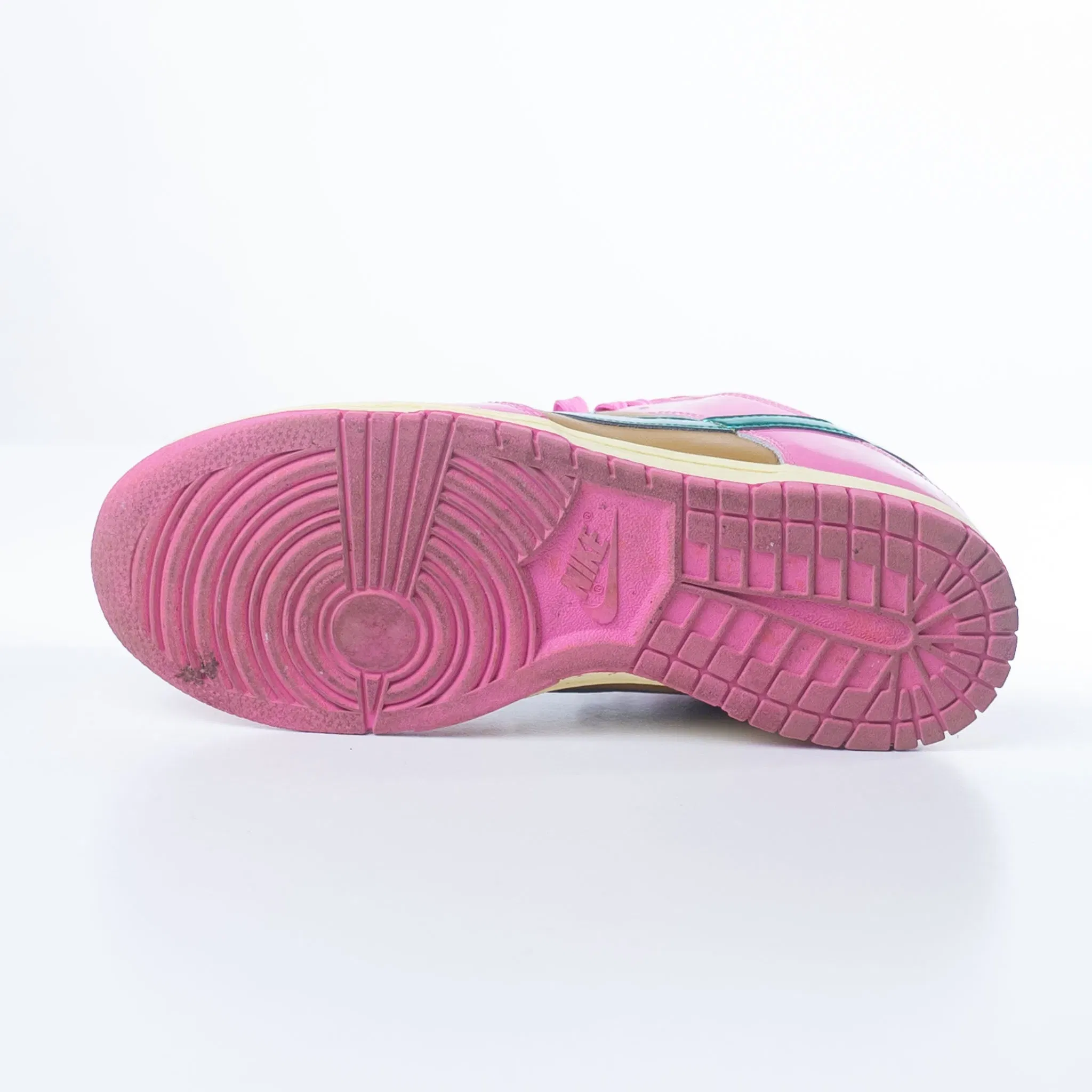 Nike Dunk Low Parris Goebel (UK 6.5)